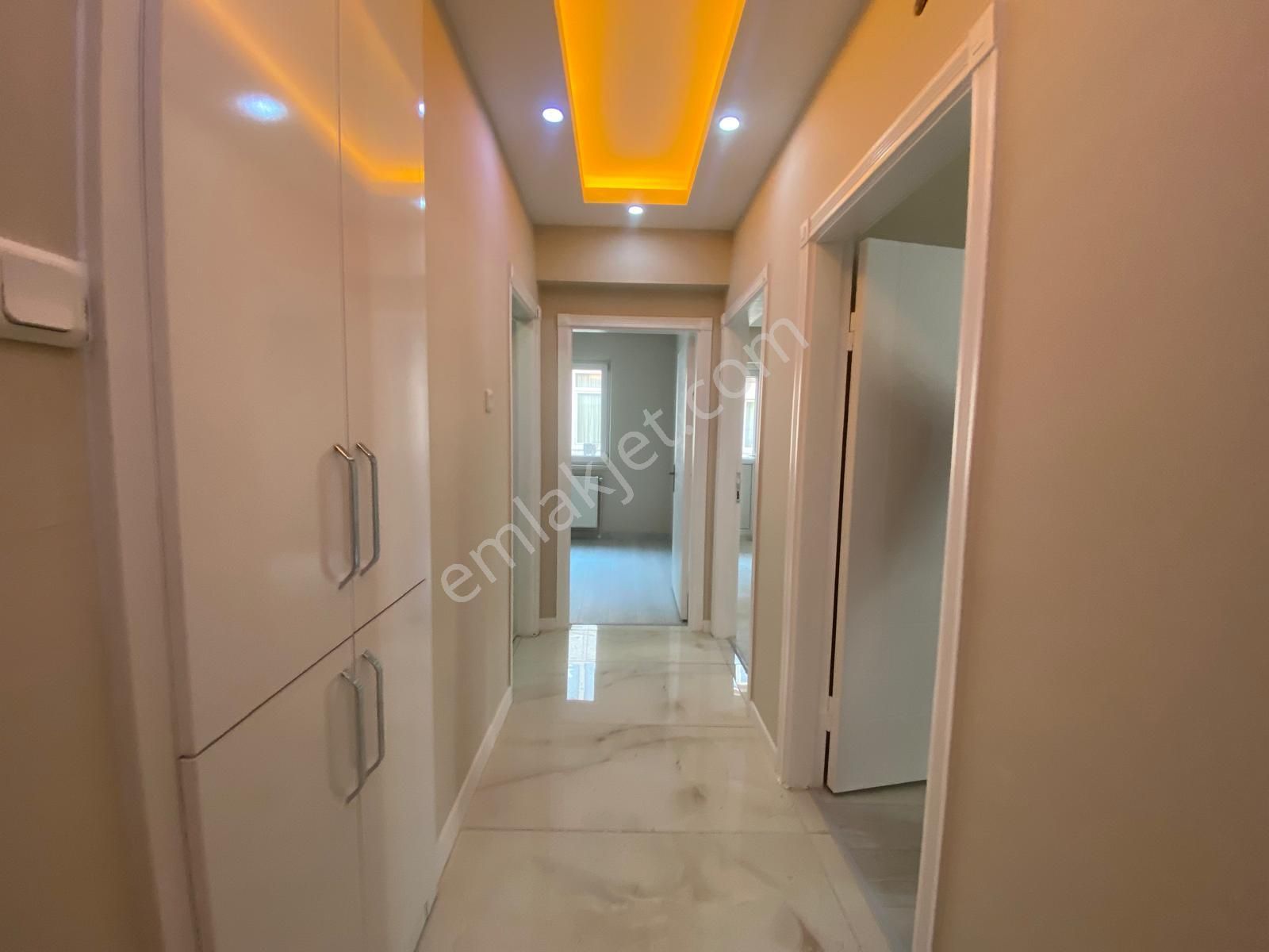 Koza Emlak'tan 30 Ağustos Mahallesin'de Ara Katta Lüks Yapılı Güney Cepheli 3+1 Satılık Daire - Görsel 35