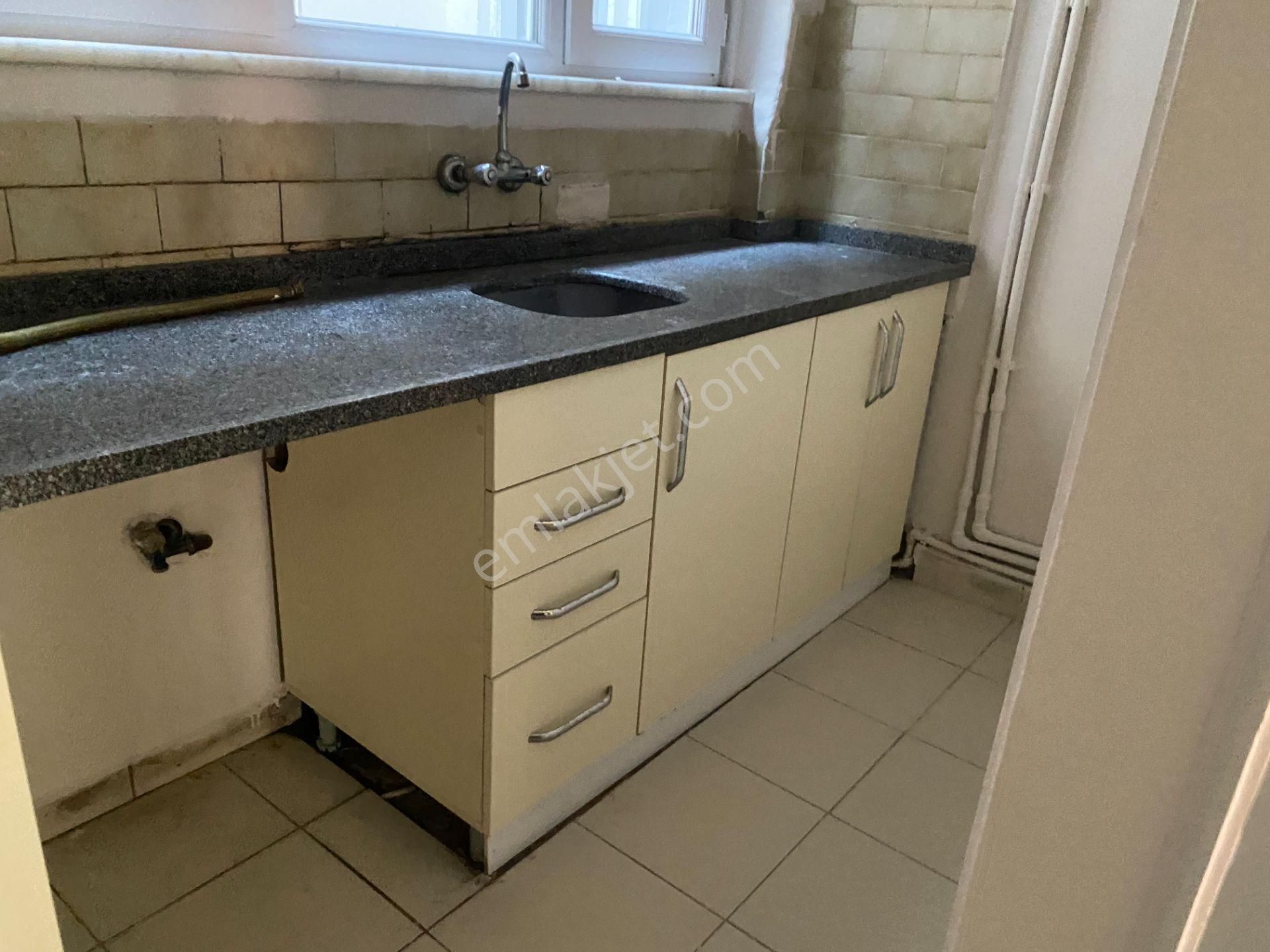 Destan-009 Kocamustafapaşa Üst-kemancı-civarı Son-3.kat-kombili-85m2-boş -daire Açıklama Okuyun - Görsel 10