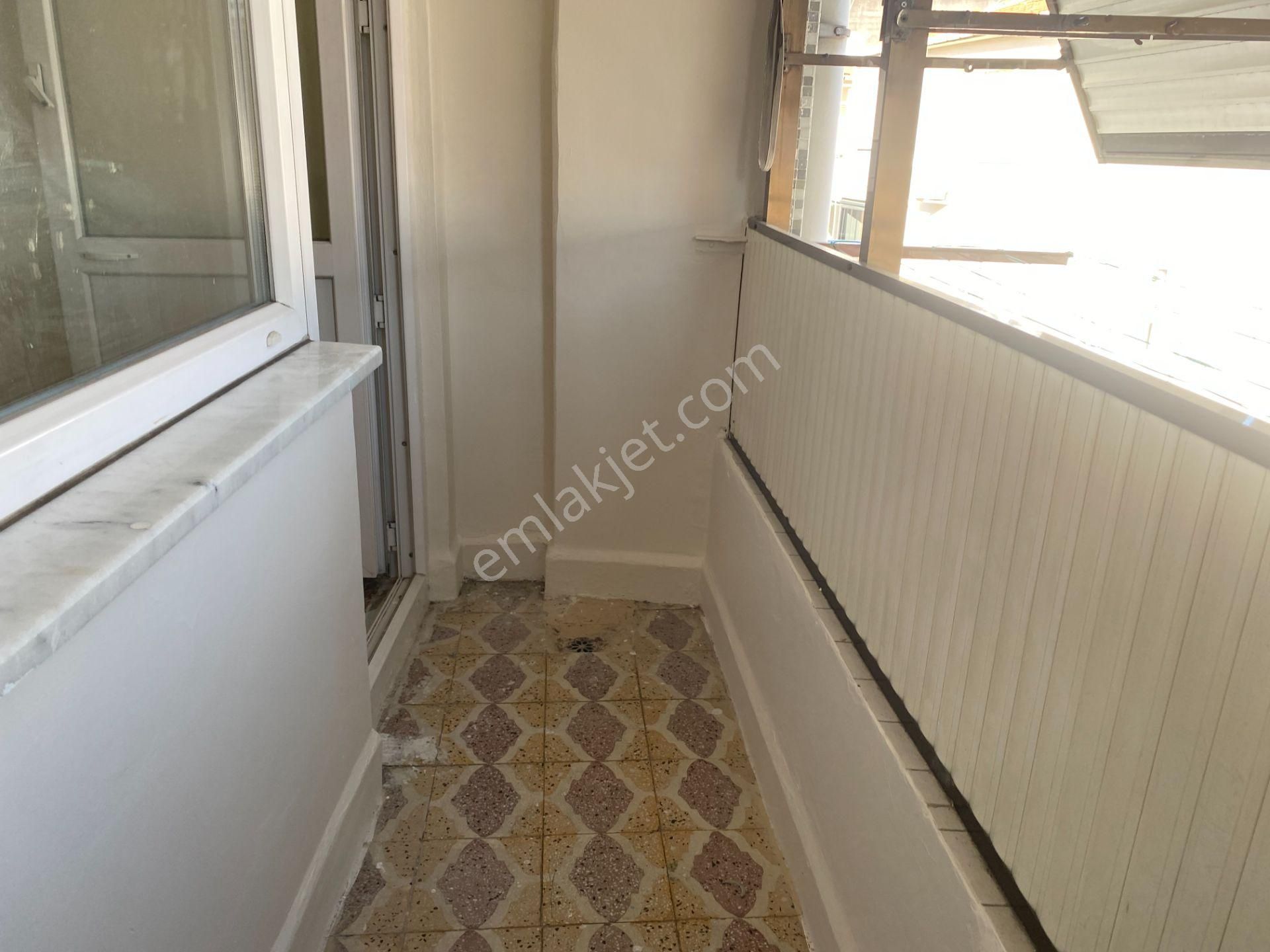 Destan-009 Kocamustafapaşa Üst-kemancı-civarı Son-3.kat-kombili-85m2-boş -daire Açıklama Okuyun - Görsel 18