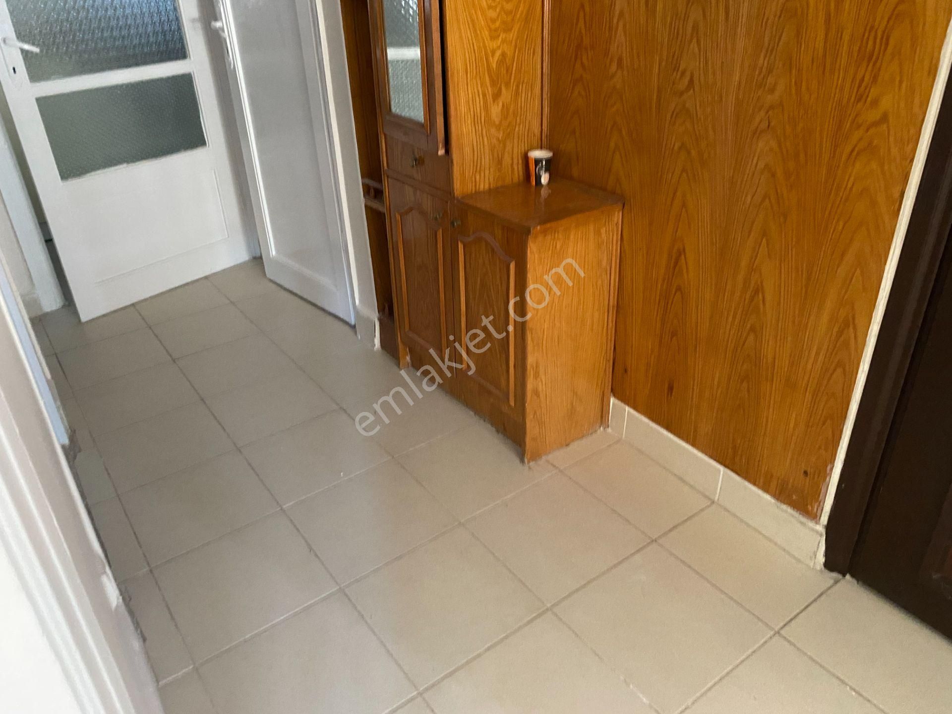 Destan-009 Kocamustafapaşa Üst-kemancı-civarı Son-3.kat-kombili-85m2-boş -daire Açıklama Okuyun - Görsel 3