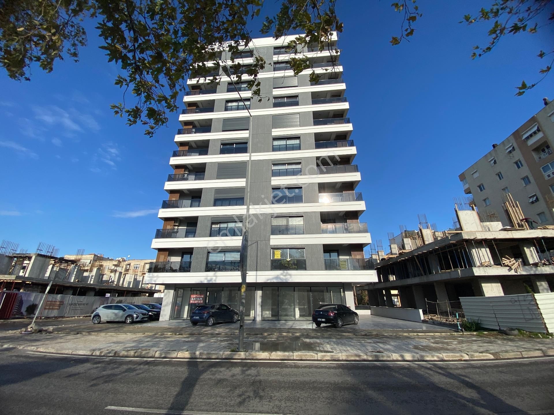 İzmir Bayraklı Ankara Caddesinde Sıfır Kiralık 3+1 - Görsel 35