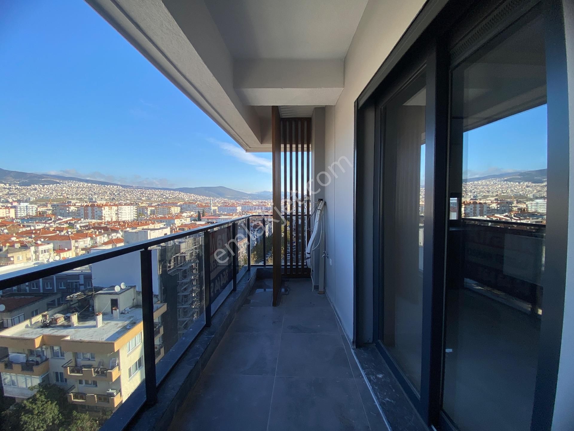 İzmir Bayraklı Ankara Caddesinde Sıfır Kiralık 3+1 - Görsel 10