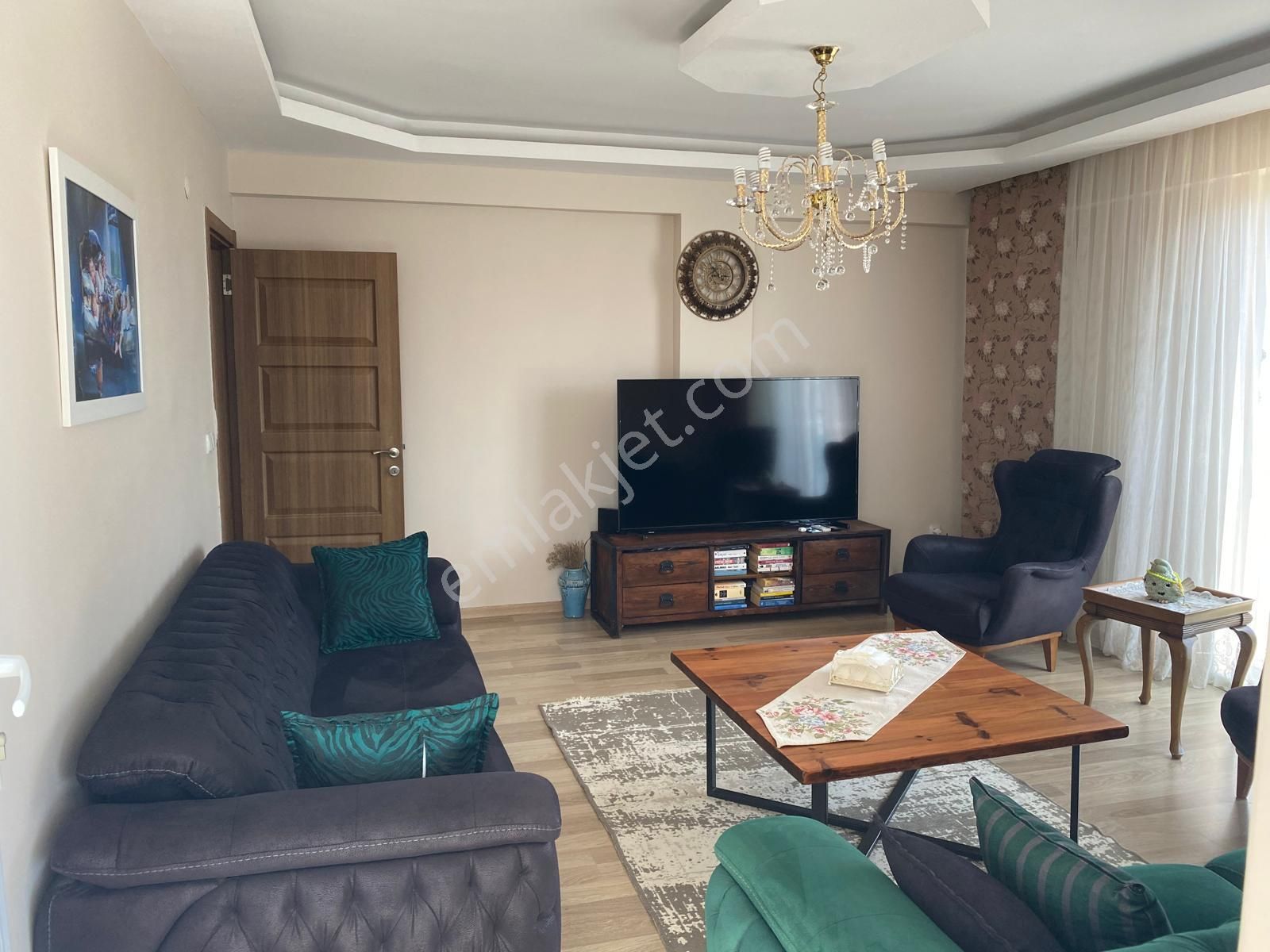 !!! Fiyat Düştü !!! Didim / Merkez'de Here Yere Yakın 3+1 Ayrı Mutfak Daire - Görsel 2