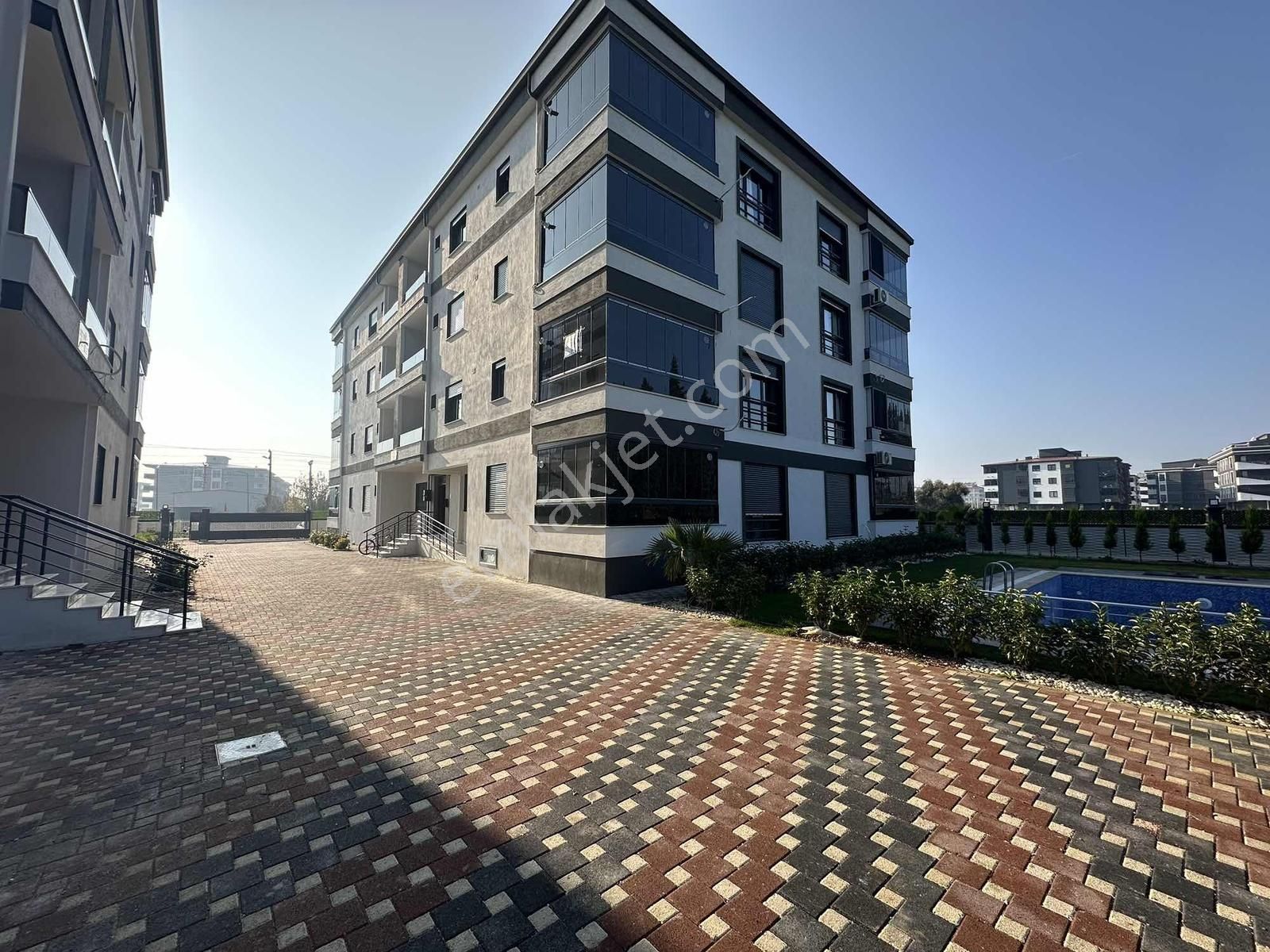 Uygan'dan Yedieylül Mah. 2+1 105m² Havuzlu Site İçi Lüx Daire - Görsel 2