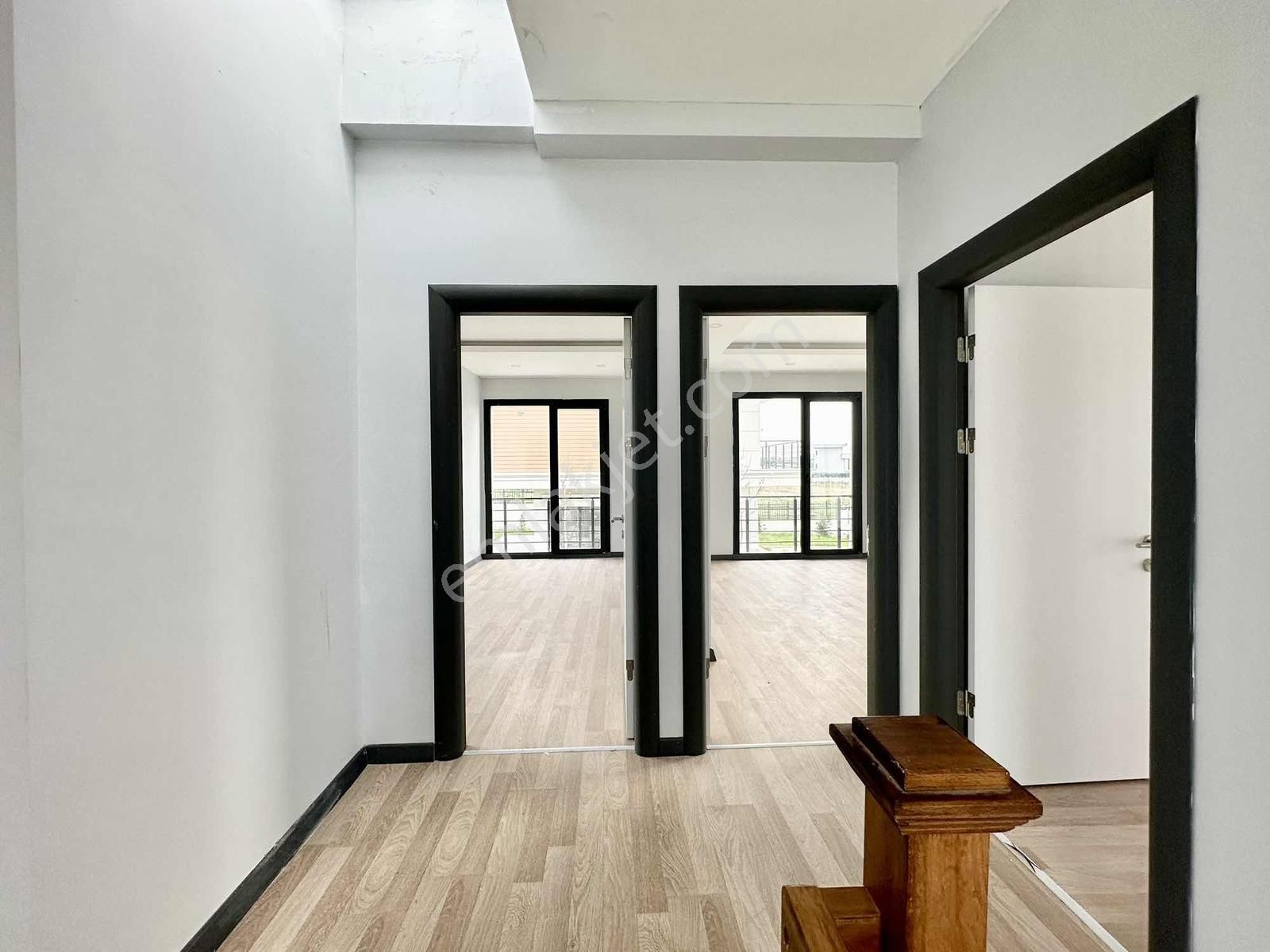 [kassel Yapı] E5'e Yakın - Geniş Bahçeli - Müstakil Fırsat Villa - Görsel 3