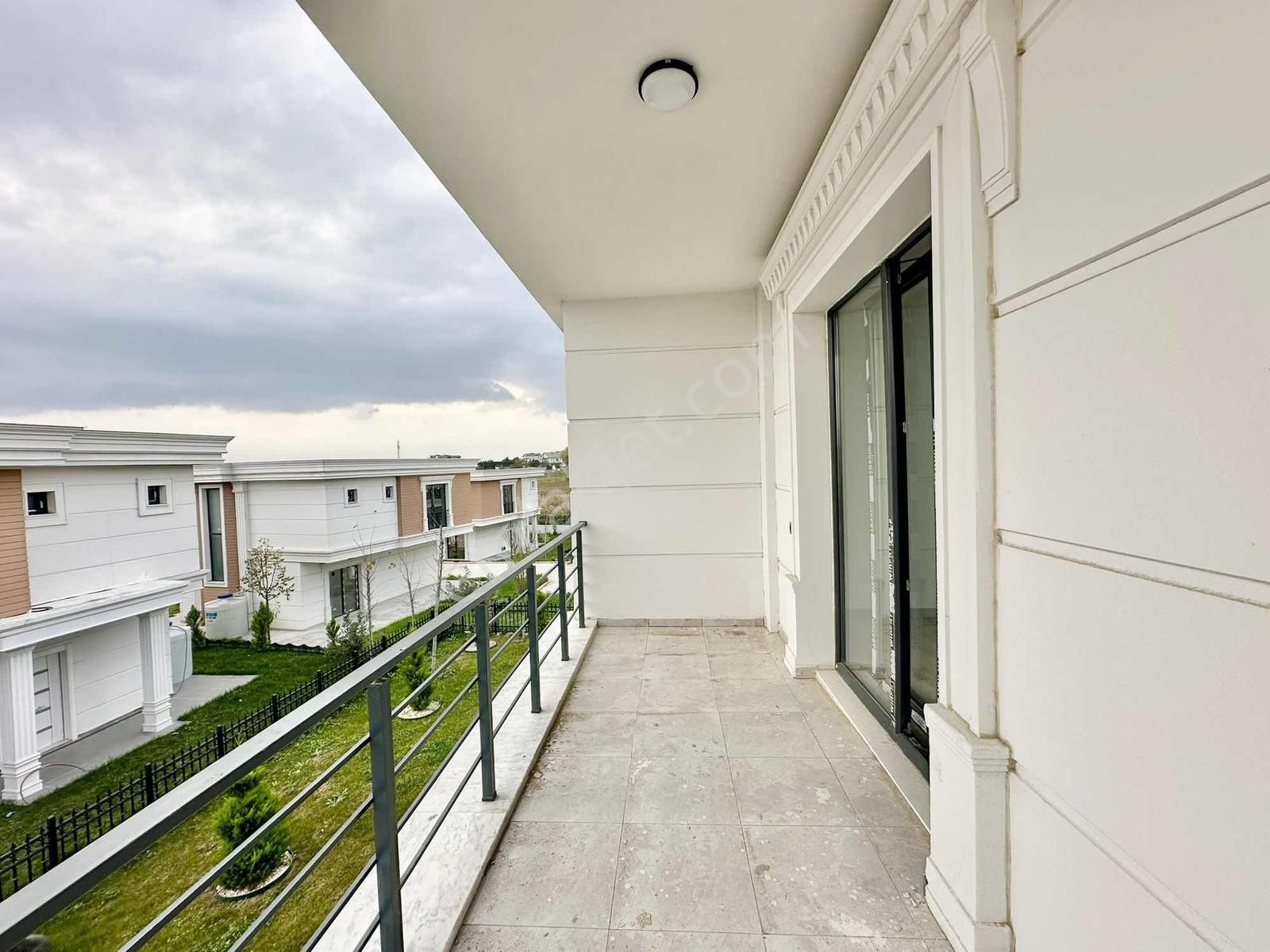 [kassel Yapı] E5'e Yakın - Geniş Bahçeli - Müstakil Fırsat Villa - Görsel 3