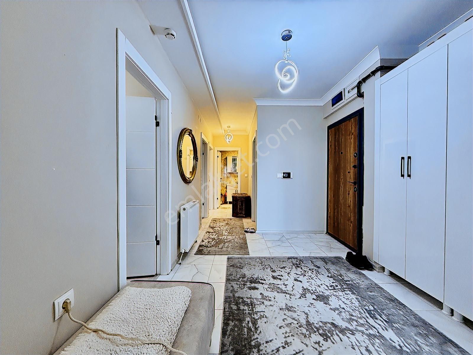 İmir Emlak'tan Yeni Binada Çift Asansör Manzaralı 3+1 130m² - Görsel 33