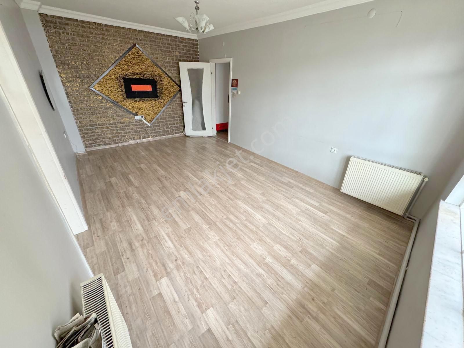 Şafak'tan Sanatoryum Caddesi Yanı 3+1 Mantolamalı 1.kat Ful - Görsel 5