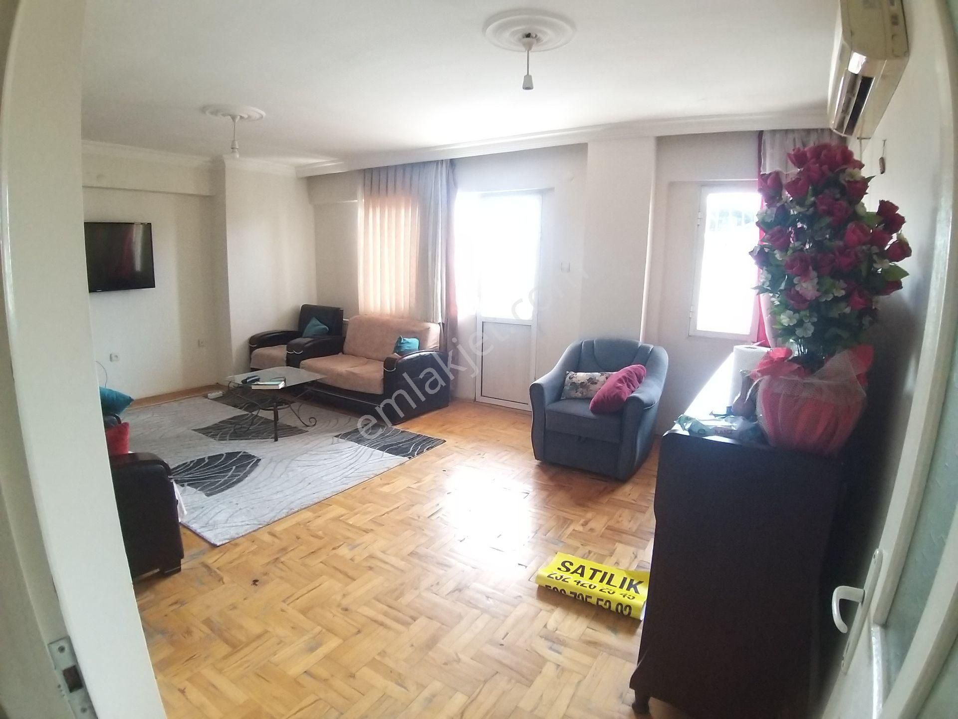 Buca Şirinyer Laleli Mahallesinde//uçanyolyakını//izbana10dk. Mes//190m2//4+1/arakat Satılık Daire - Görsel 7