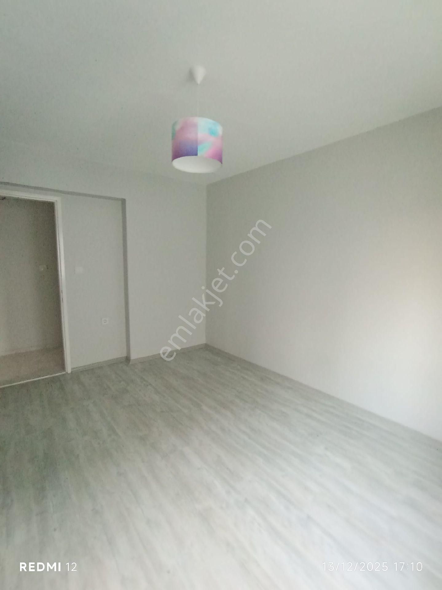 Yeşilyurt Zaimaga Caddesi 3+1/120m2 Genç Bina Asansörlü Otoparklı - Görsel 24