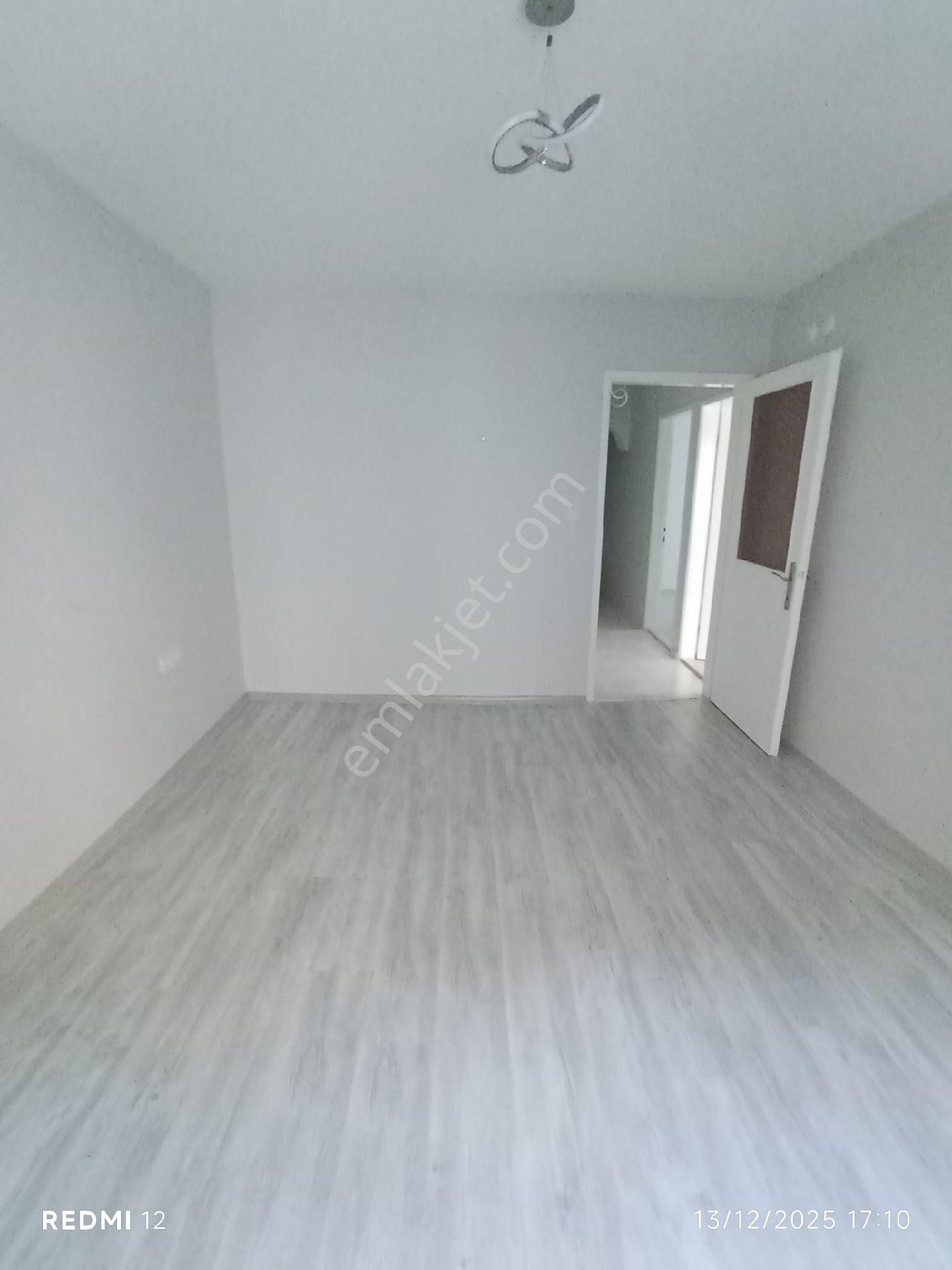 Yeşilyurt Zaimaga Caddesi 3+1/120m2 Genç Bina Asansörlü Otoparklı - Görsel 30
