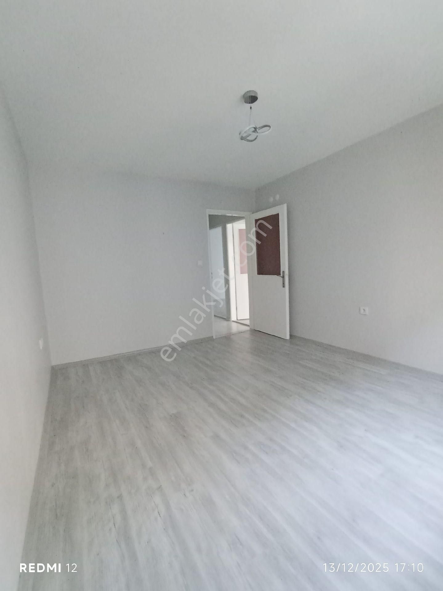 Yeşilyurt Zaimaga Caddesi 3+1/120m2 Genç Bina Asansörlü Otoparklı - Görsel 27
