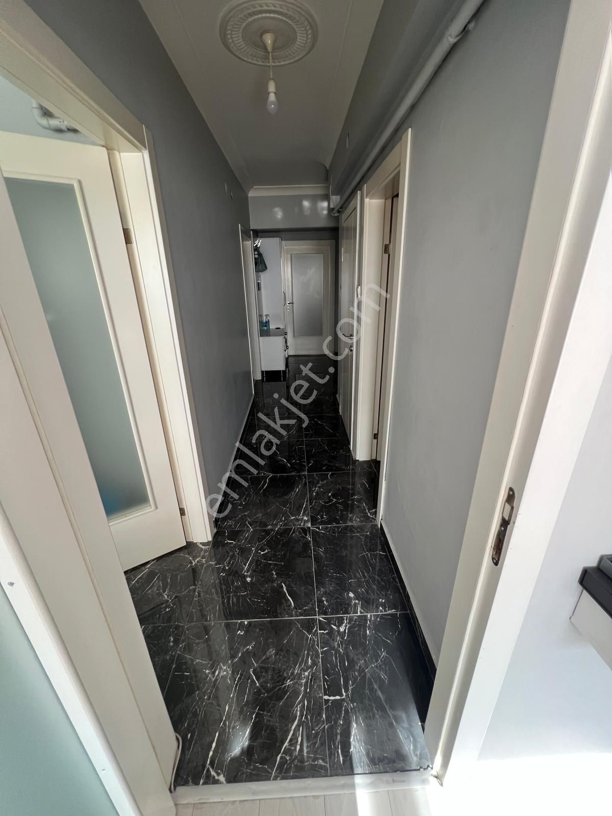 Yenimahalle Ragıp Tüzün Merkezi Konumda, Full Yapılı 2+1 Daire - Görsel 8