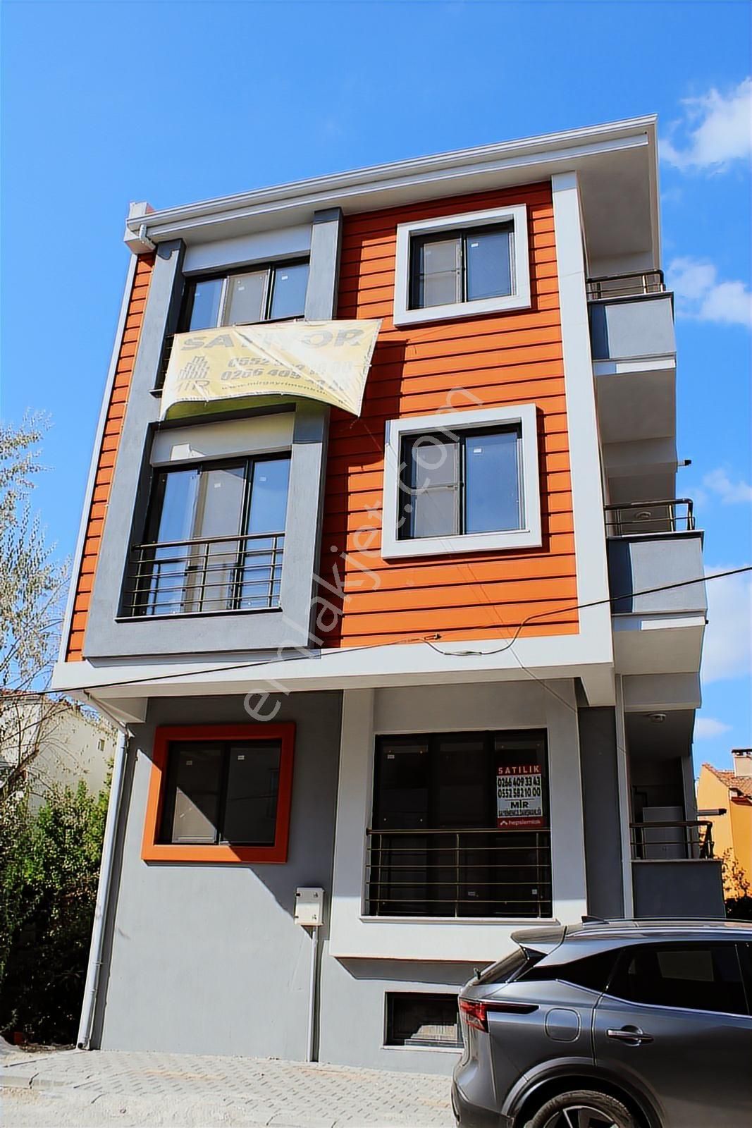 Mir'den Balıkesir Gop'da Ayrı Mutfaklı Çamaşır Odalı Satılık 1+1 - Görsel 8