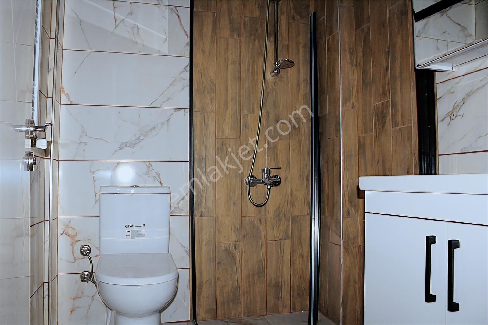 Mir'den Balıkesir Gop'da Ayrı Mutfaklı Çamaşır Odalı Satılık 1+1 - Görsel 33
