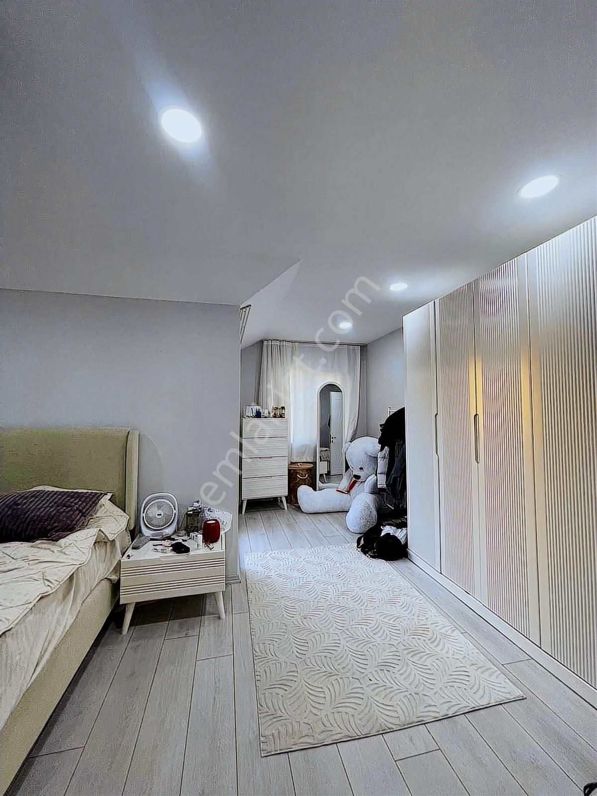 Güneştepede Özel Tasarım Lüx Daire - Görsel 12