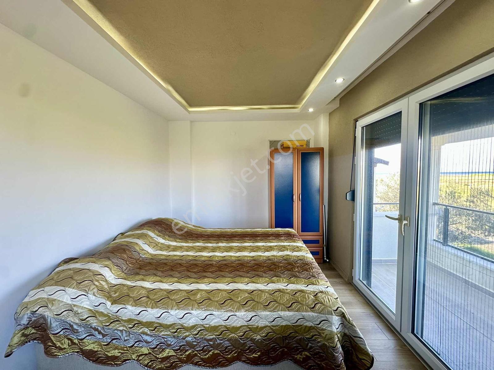 Altınköy Sitesinde Deniz Manzaralı 3+1 Köşe Konumlu Fırsat Villa - Görsel 22