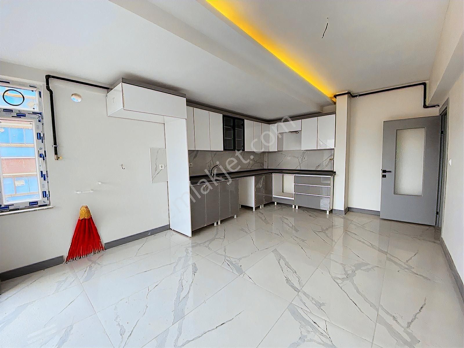 ▄evga▄ Fahri Korutürk Mah., 4+1, Yerden Isıtmalı, Yüksek Ara Kat - Görsel 16