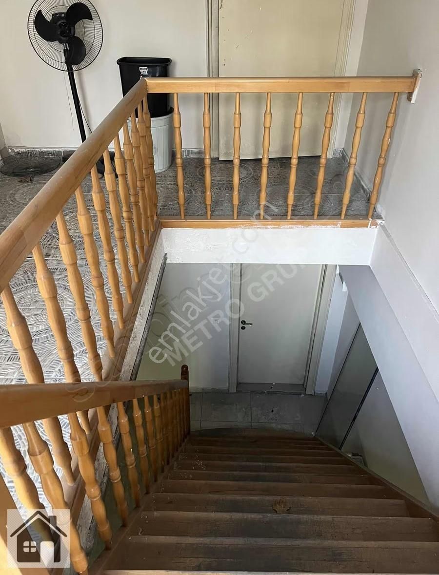 Cadde Üzerinde Kiralık 270 Metrekare Ofis - Görsel 5