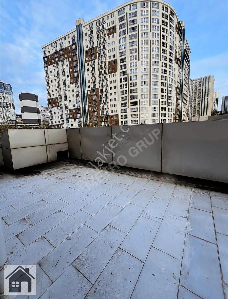 Cadde Üzerinde Kiralık 270 Metrekare Ofis - Görsel 31