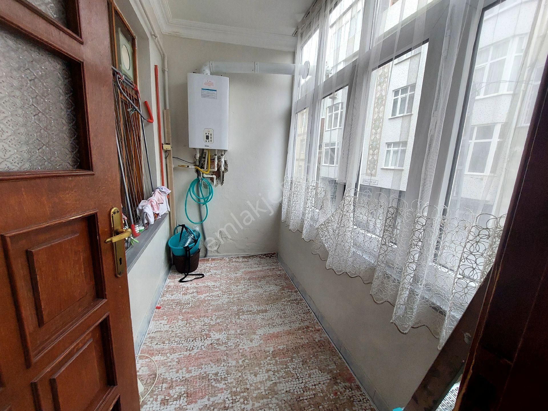 Gaziosmanpaşa Karayolları De Acil Satılık Daire 3.kat 3+1 120 M2 - Görsel 16