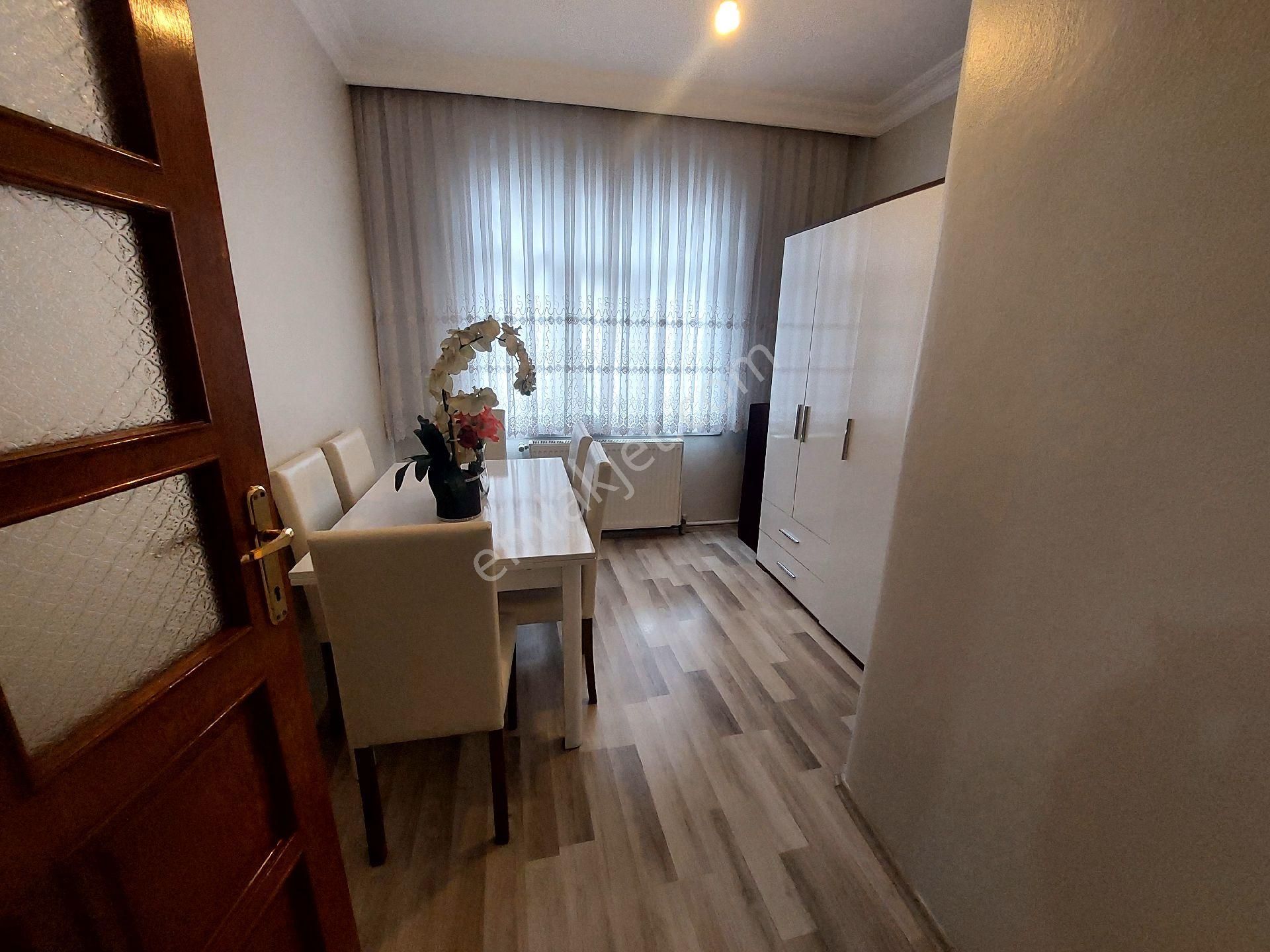Gaziosmanpaşa Karayolları De Acil Satılık Daire 3.kat 3+1 120 M2 - Görsel 4