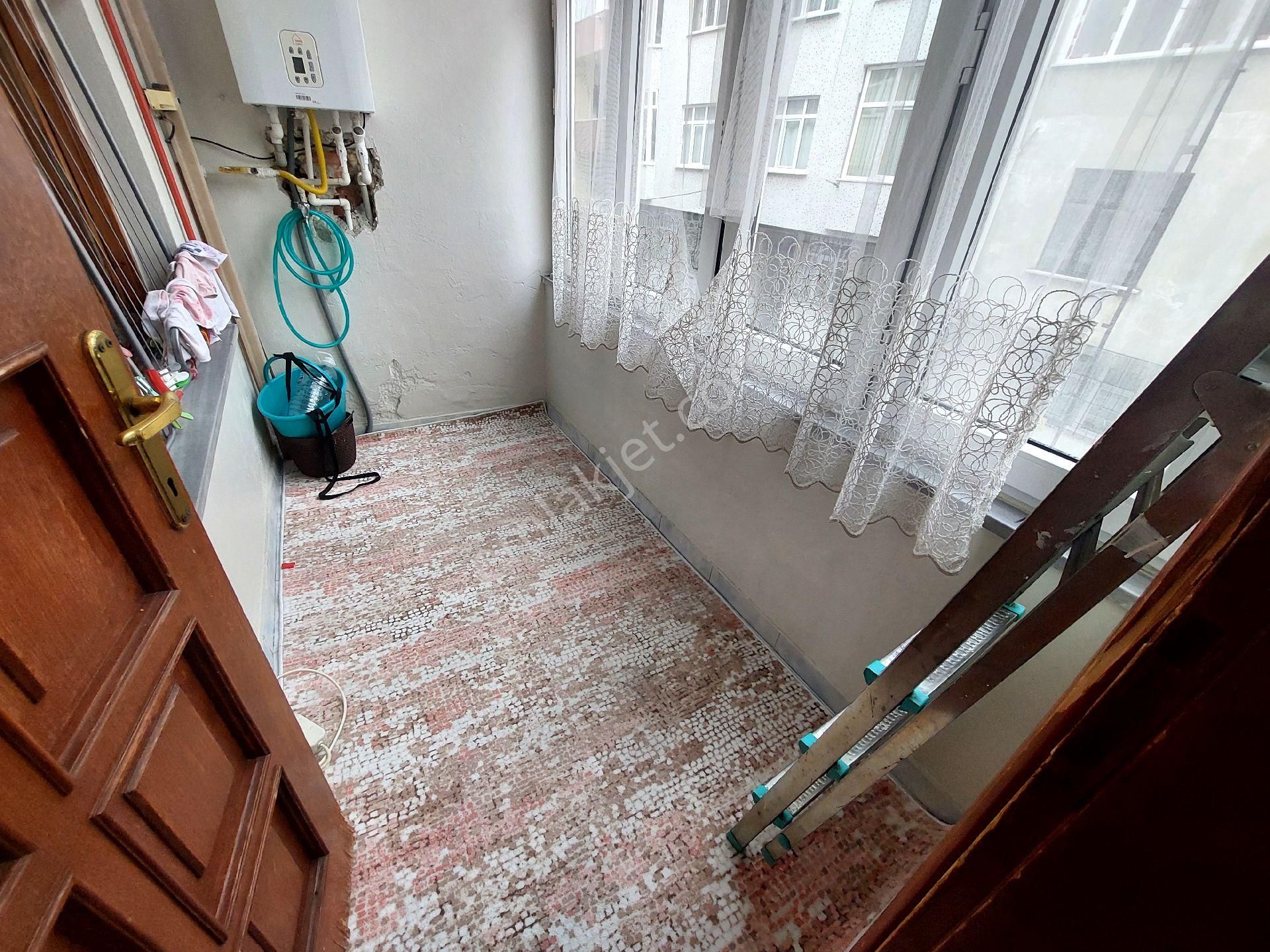 Gaziosmanpaşa Karayolları De Acil Satılık Daire 3.kat 3+1 120 M2 - Görsel 17