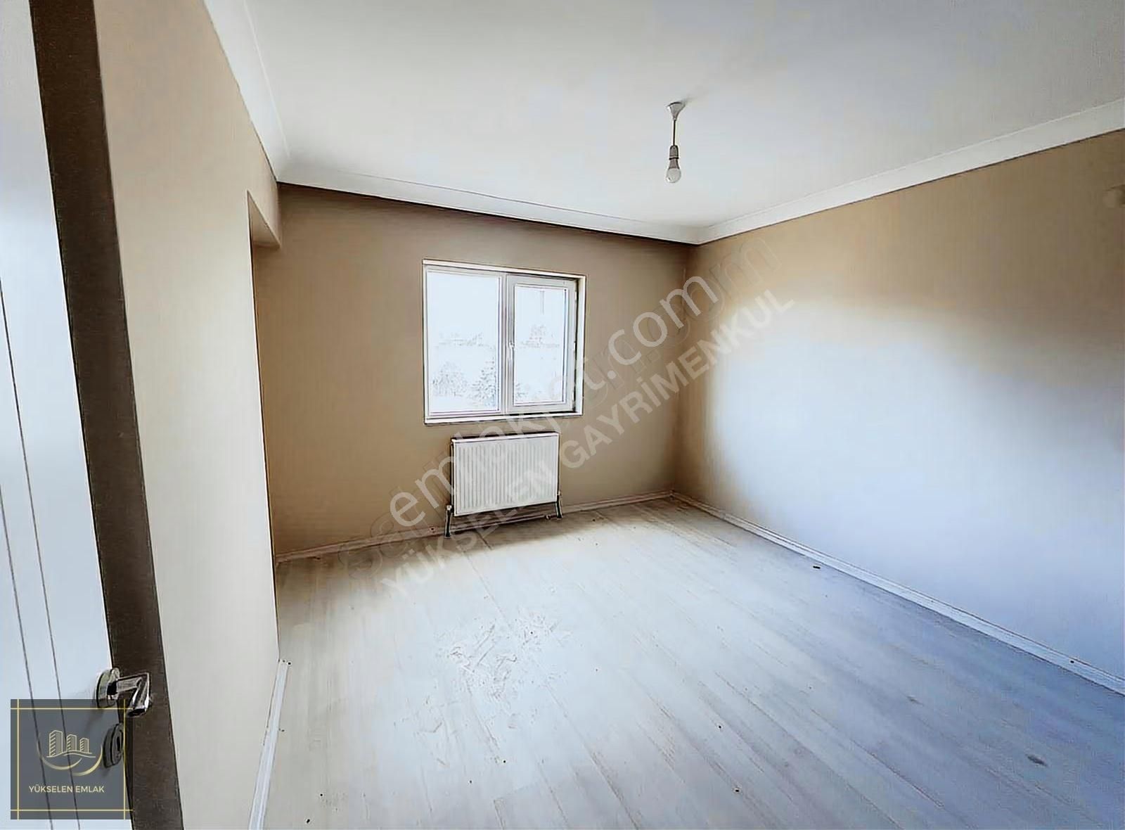 Cadde Üzeri Teras Balkonlu Site Dairesi - Görsel 21