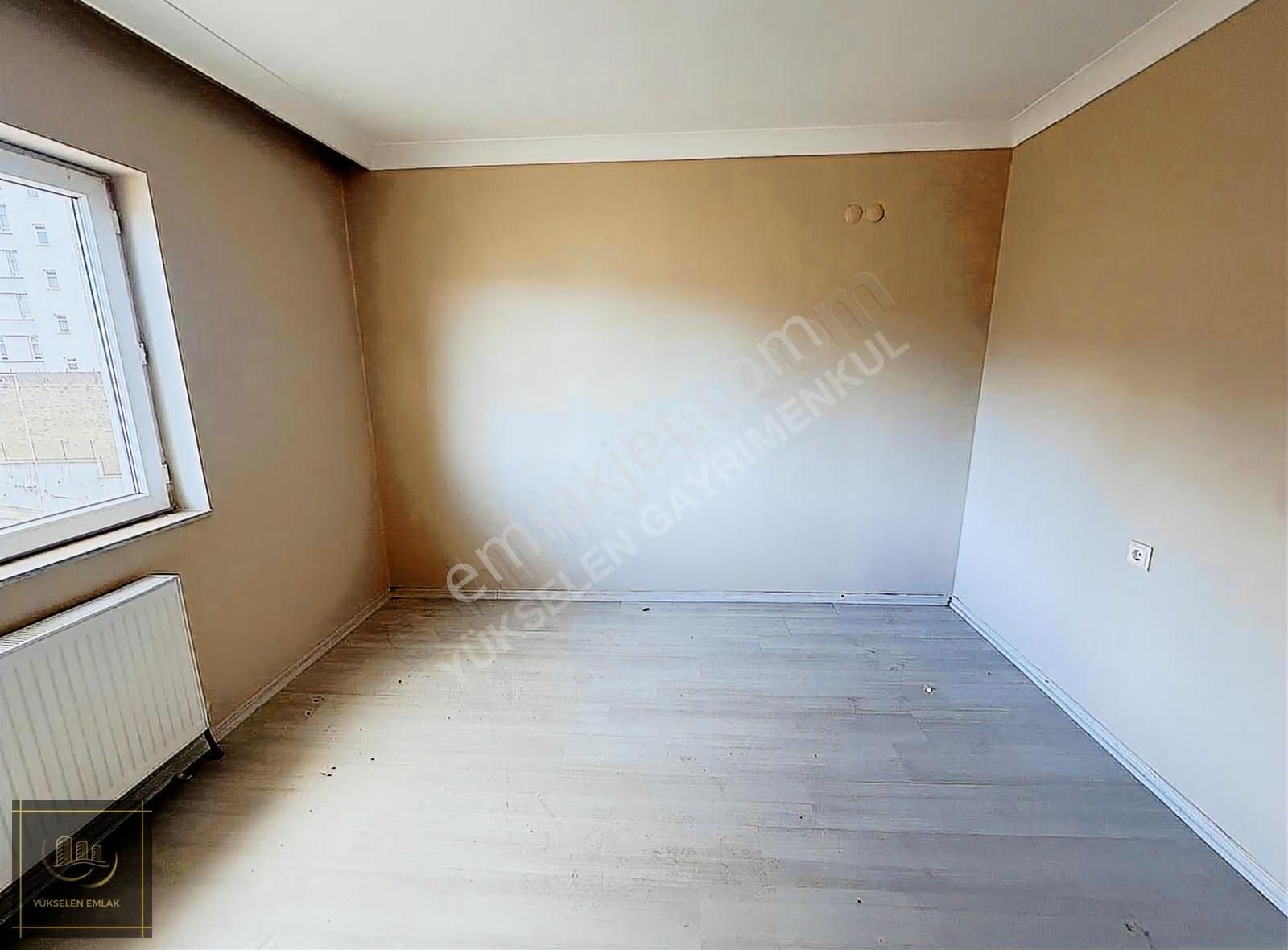 Cadde Üzeri Teras Balkonlu Site Dairesi - Görsel 29