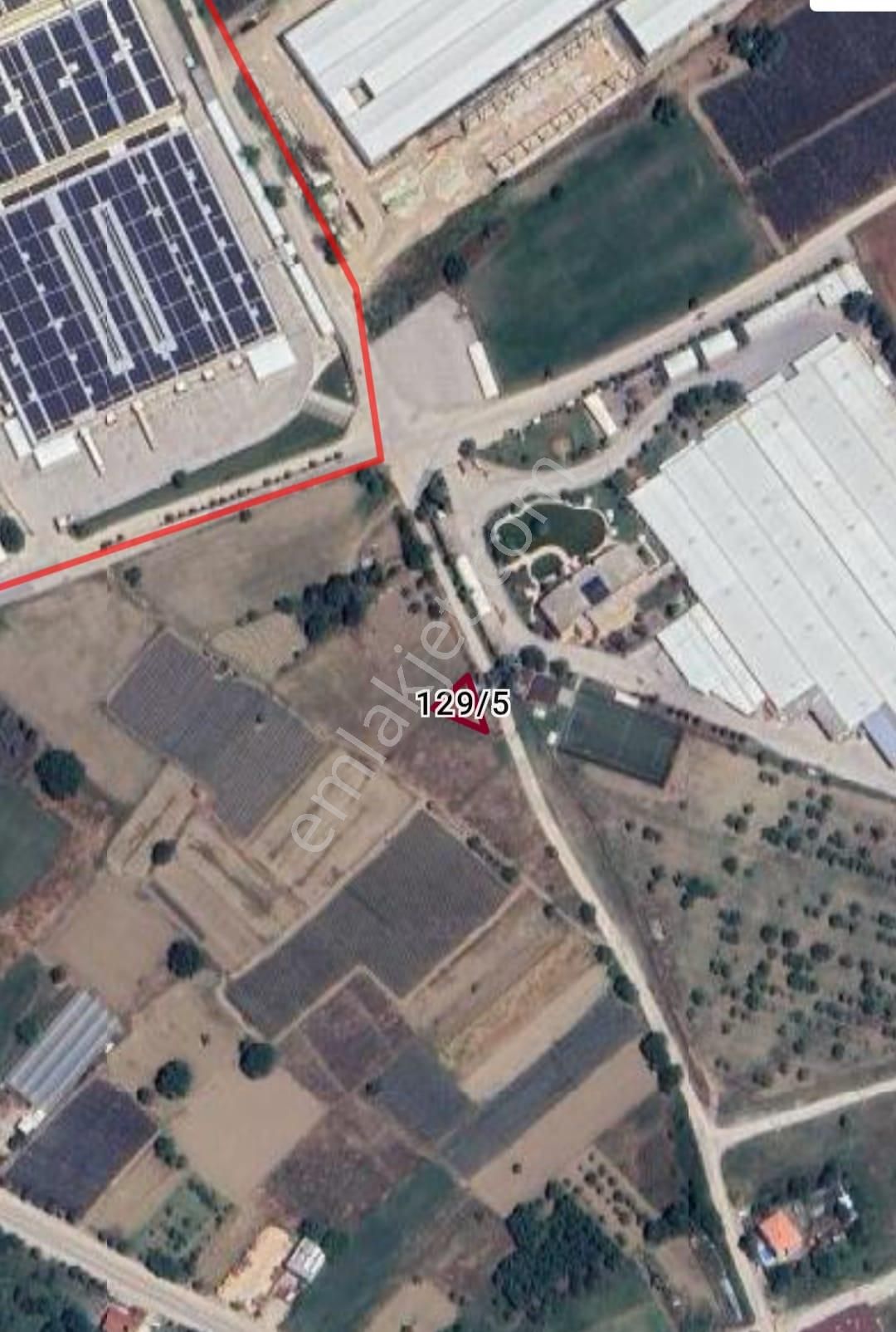 Bursa İnegöl Kurşunlu Mah 197.39m2 Köy İçine Yakın İçinde Ev Bulunan Yol Su Takassız Satılık Tarla