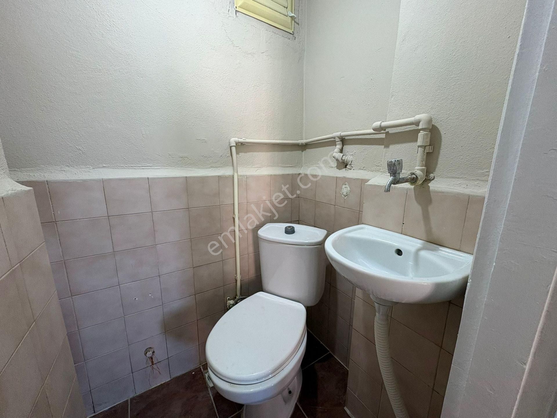 Oben'den Üsküdar Merkezde Nevçarşı Avm Ye Komşu Boş 2+1 65m² Net - Görsel 24