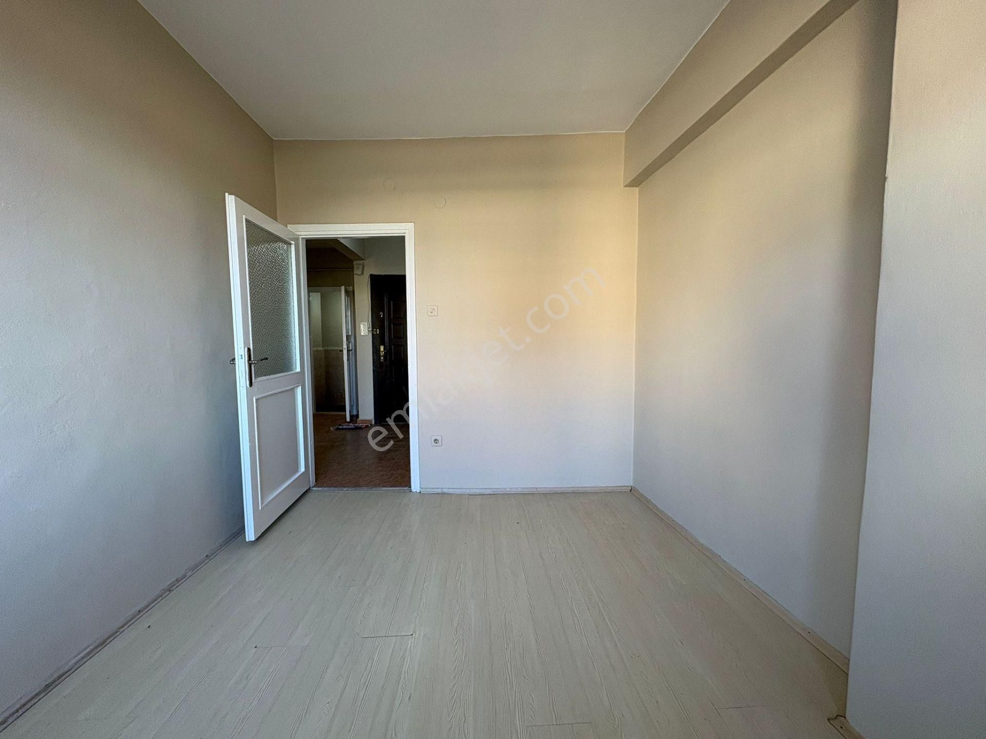 Oben'den Üsküdar Merkezde Nevçarşı Avm Ye Komşu Boş 2+1 65m² Net - Görsel 22