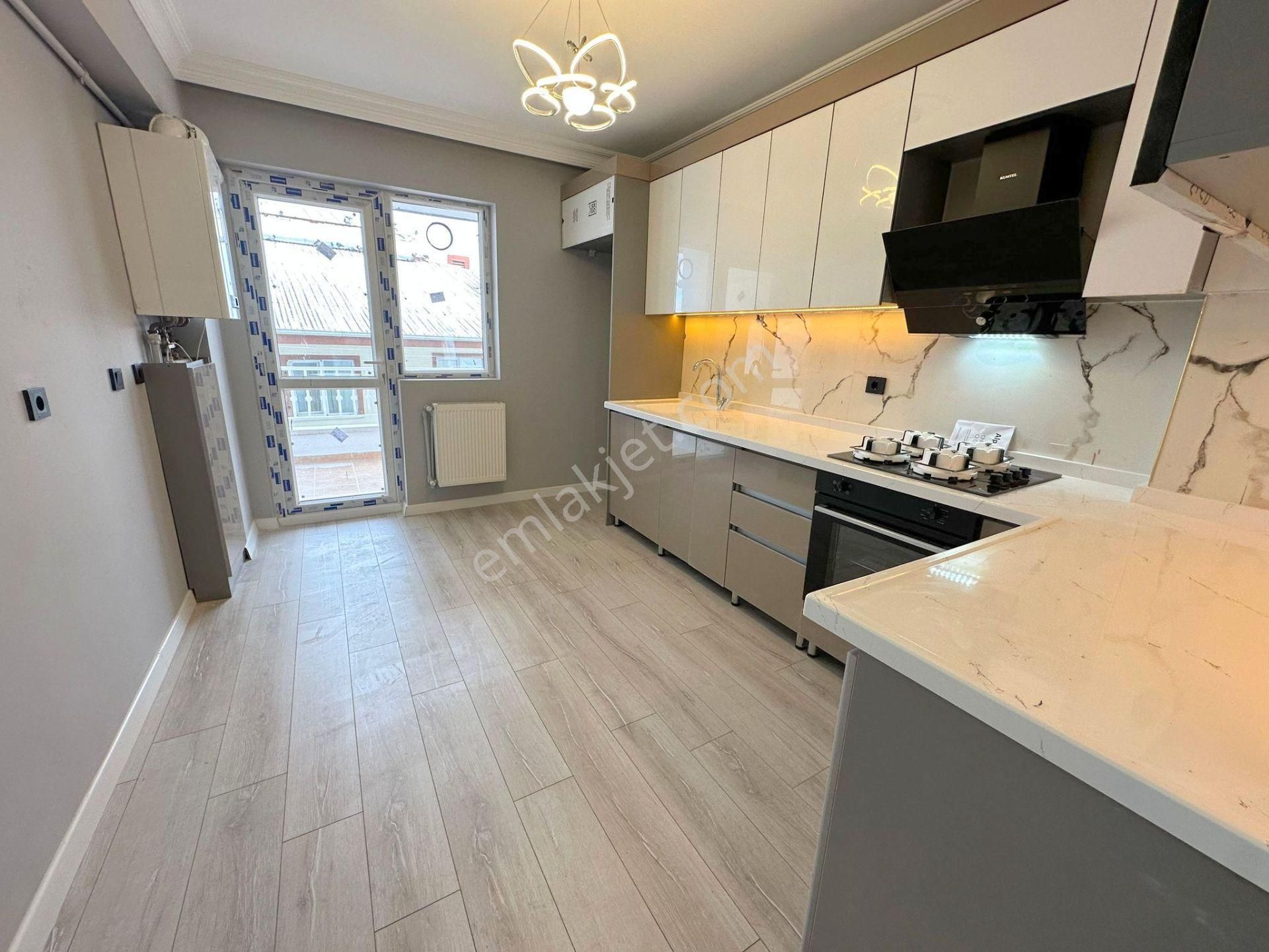 Şafak'tan Ufuktepe Merkezde 3+1 Asansörlü Bina Ultra Lüks Yapılı