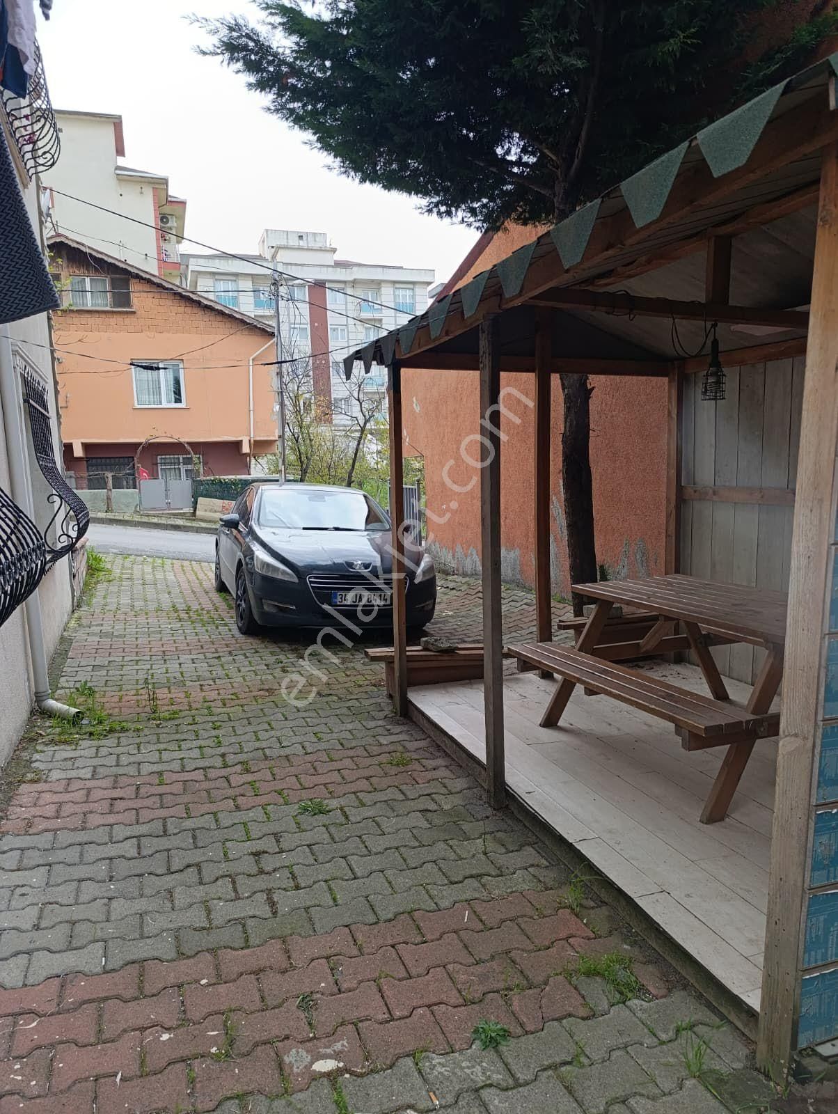 Ümraniye Esenkent Mahallesinde 2+1 İskanlı Bahçe Katı - Görsel 4