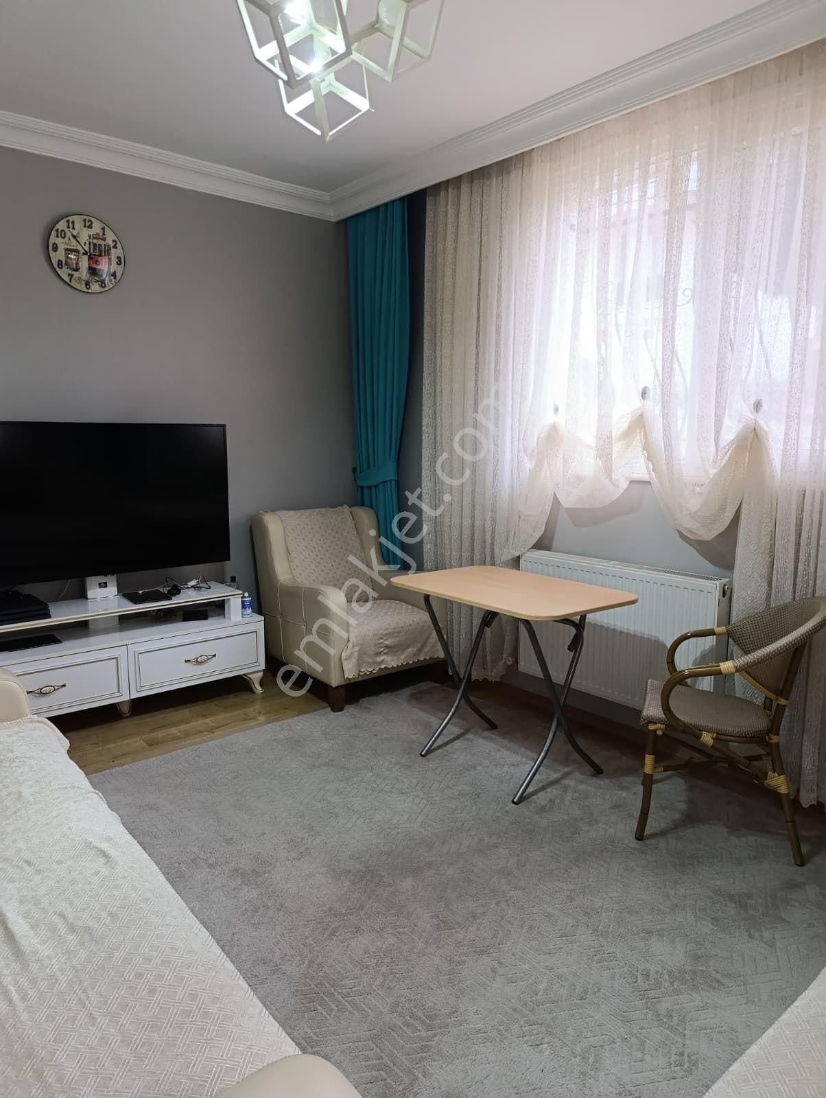 Ümraniye Esenkent Mahallesinde 2+1 İskanlı Bahçe Katı