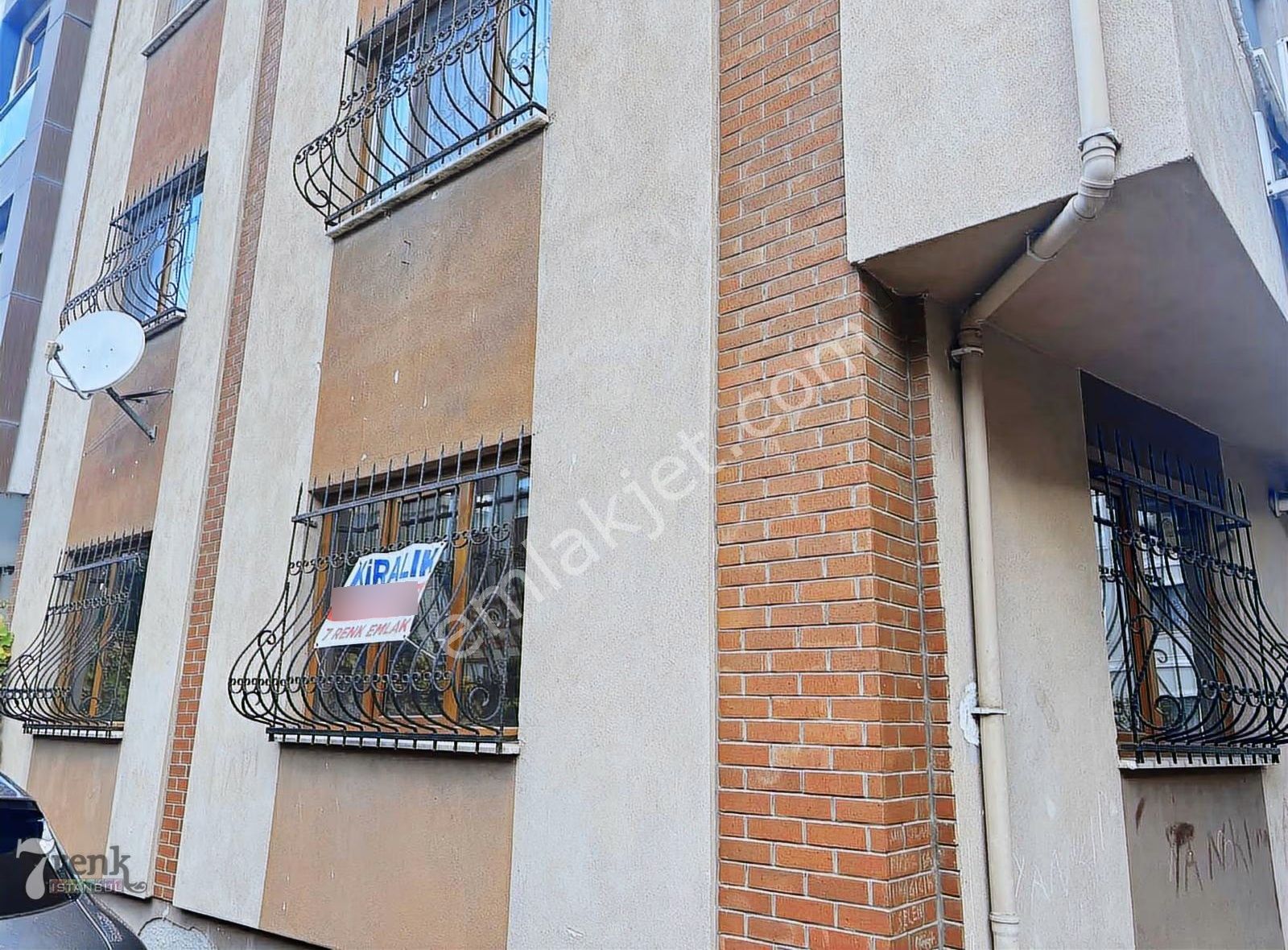 Acıbadem Üniversitesi Karşısı Kiralık 2+1 70m2 Yüksek Giriş Dair