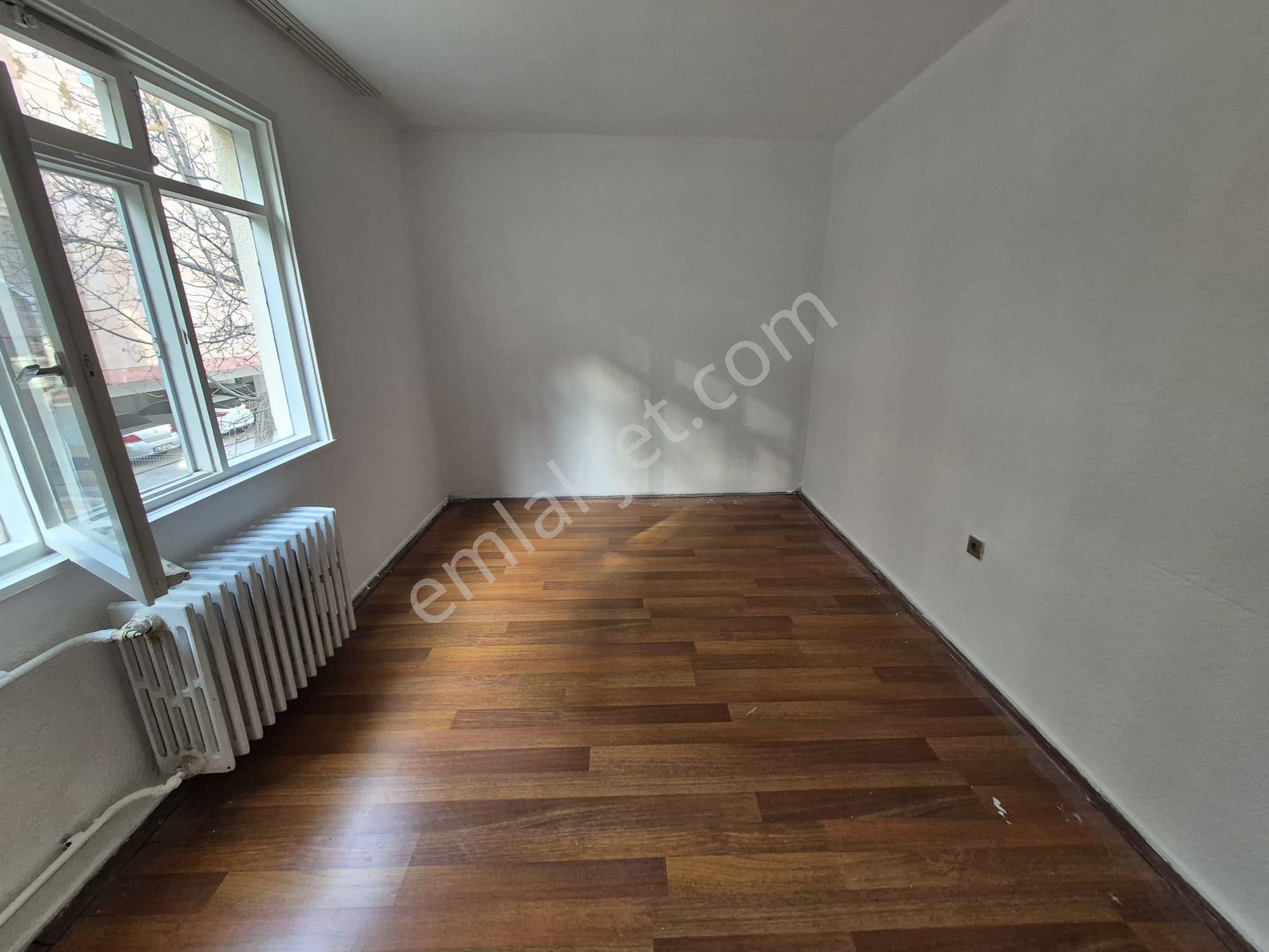 *** Bahçelievler 7.cadde 3+1 Daire Kiralık *** - Görsel 15