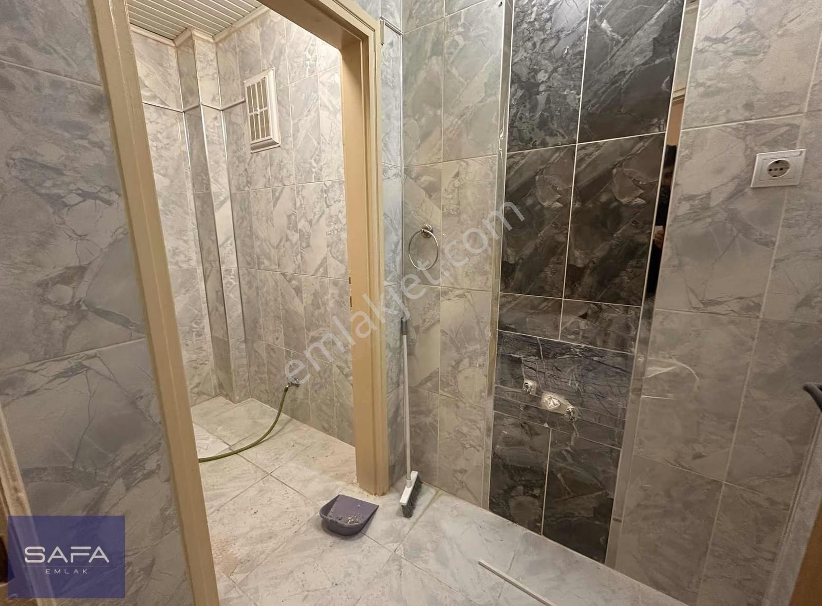 Safa Emlaktan Merkezi Konumda İçi Yapılı Kiralık Daire - Görsel 14