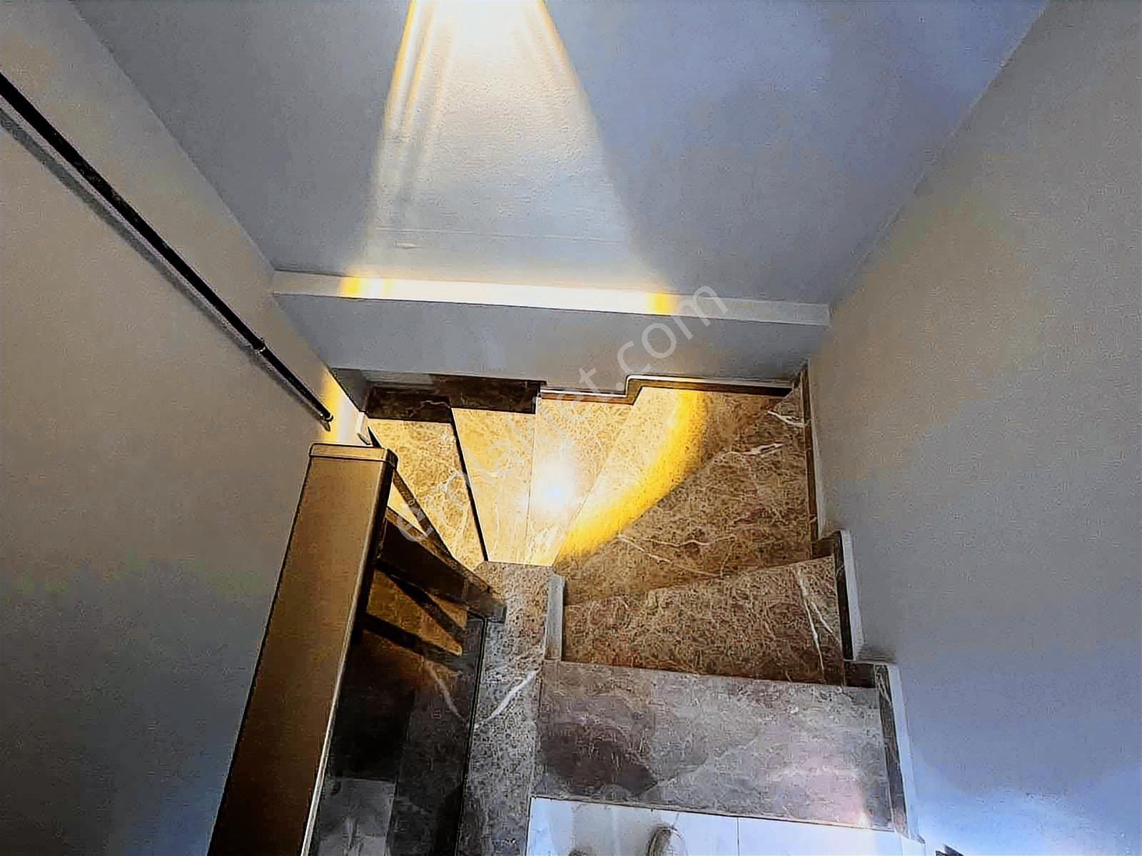 Üçyol Betonyol Cadde Yanı 4+1 Dubleks Sıfır Daire - Görsel 14