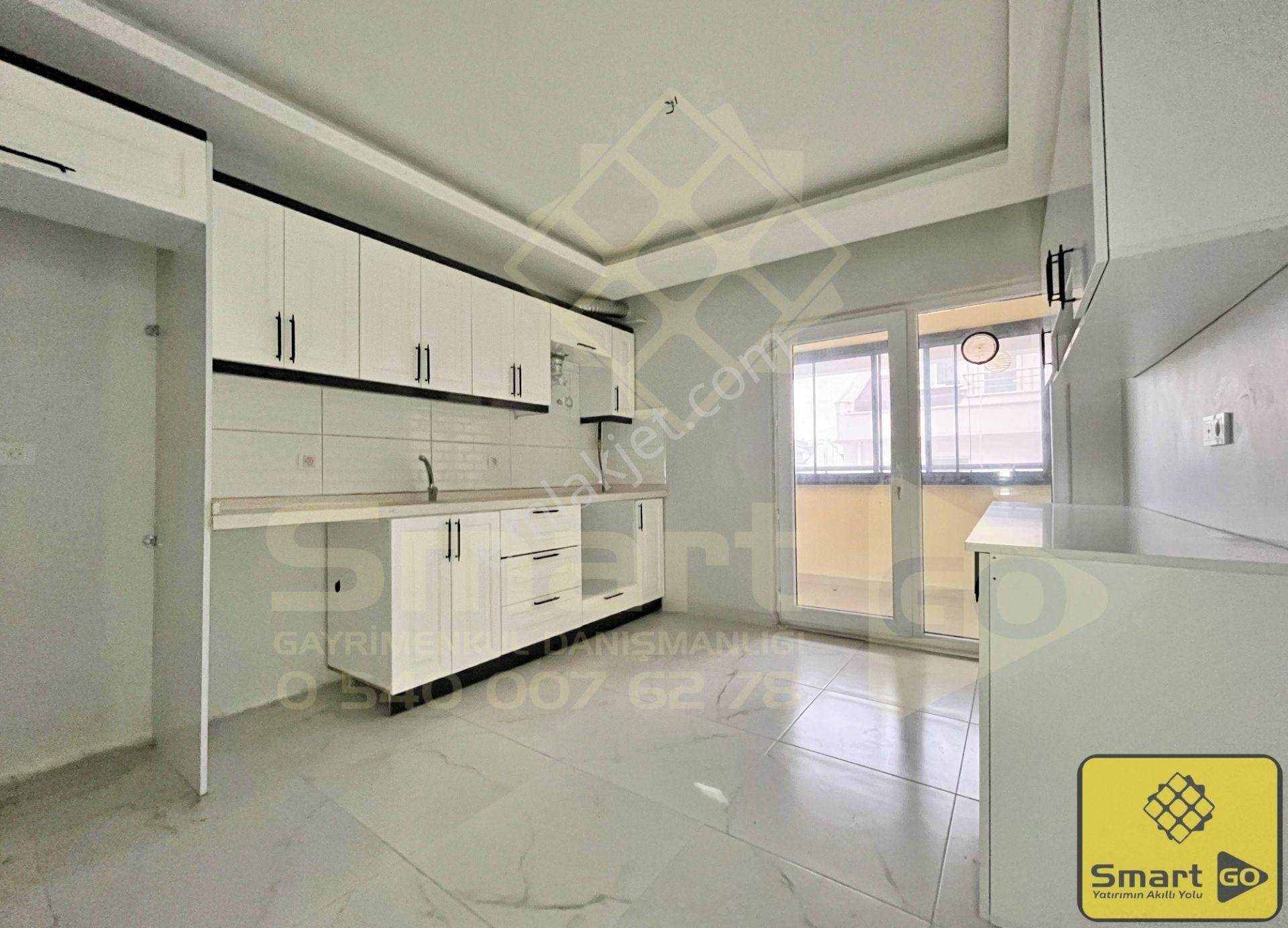 600 Evler'de 4+1 Geniş Satılık Daire