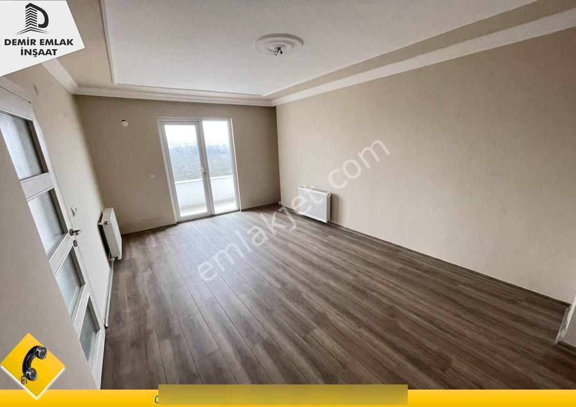 Kocaali Merkezde Geniş Kullanım Alanlı Deniz Manzaralı Daire - Görsel 7