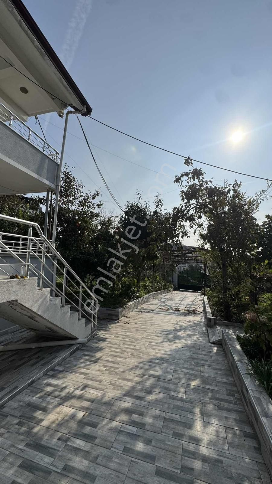 Demir Emlaktan Deniz Manzaralı Müstakil Bahçeli Kiralık Daire - Görsel 21