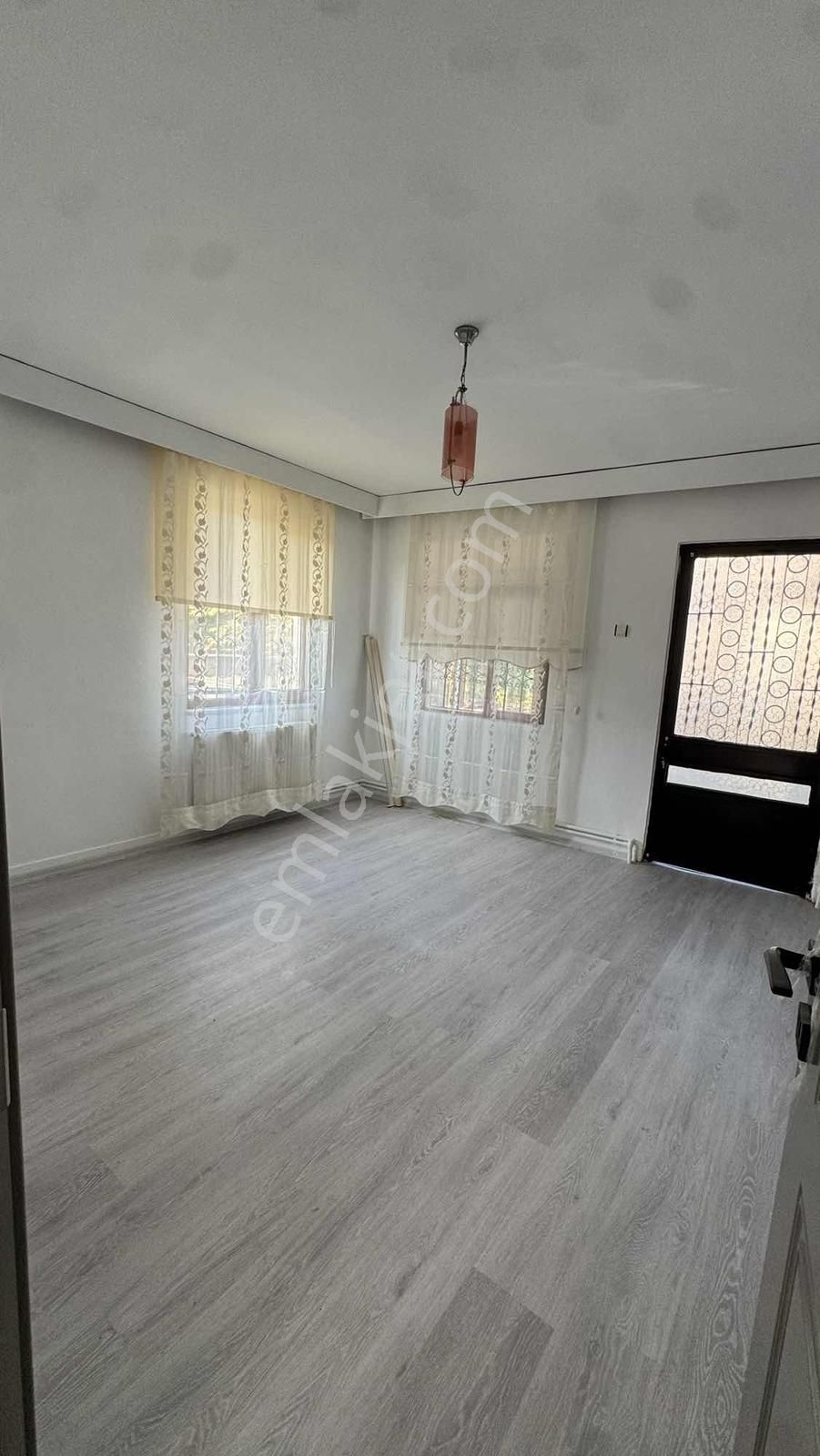 Demir Emlaktan Deniz Manzaralı Müstakil Bahçeli Kiralık Daire - Görsel 6