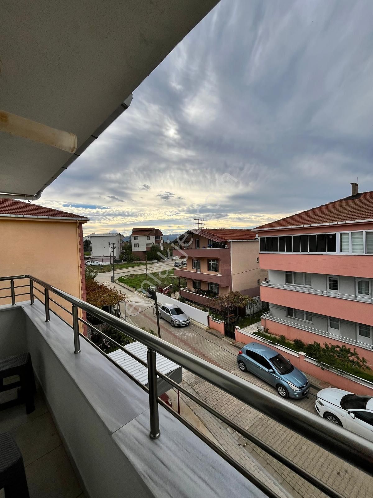 Esentepe'de Ana Yola Yakın Satılık Dubleks Daire - Görsel 6