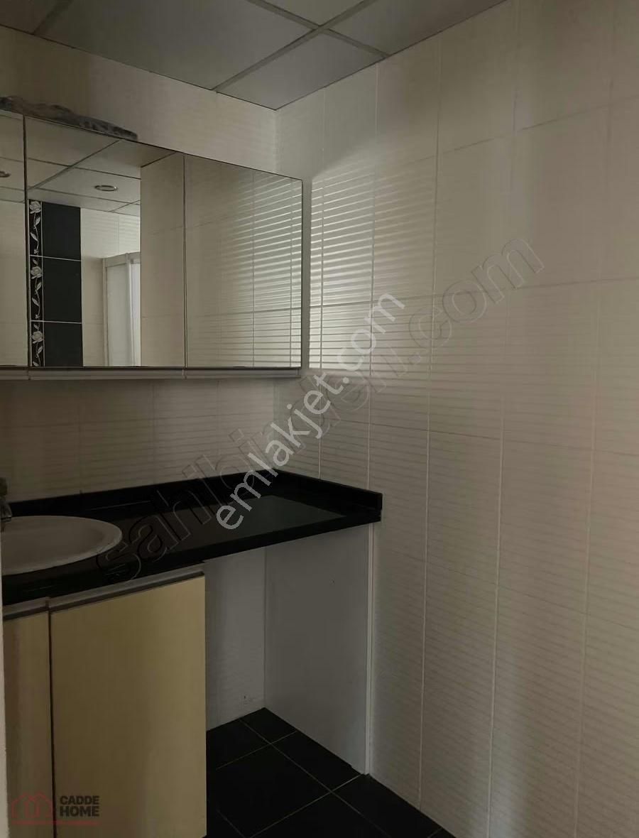 Ümraniye Nikah Sarayı Karşısı Güvenlikli Site İçinde Kiralık 2+1 - Görsel 2