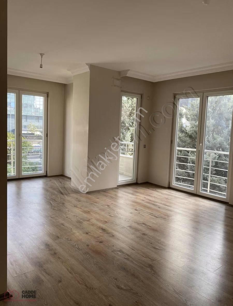 Ümraniye Nikah Sarayı Karşısı Güvenlikli Site İçinde Kiralık 2+1 - Görsel 11
