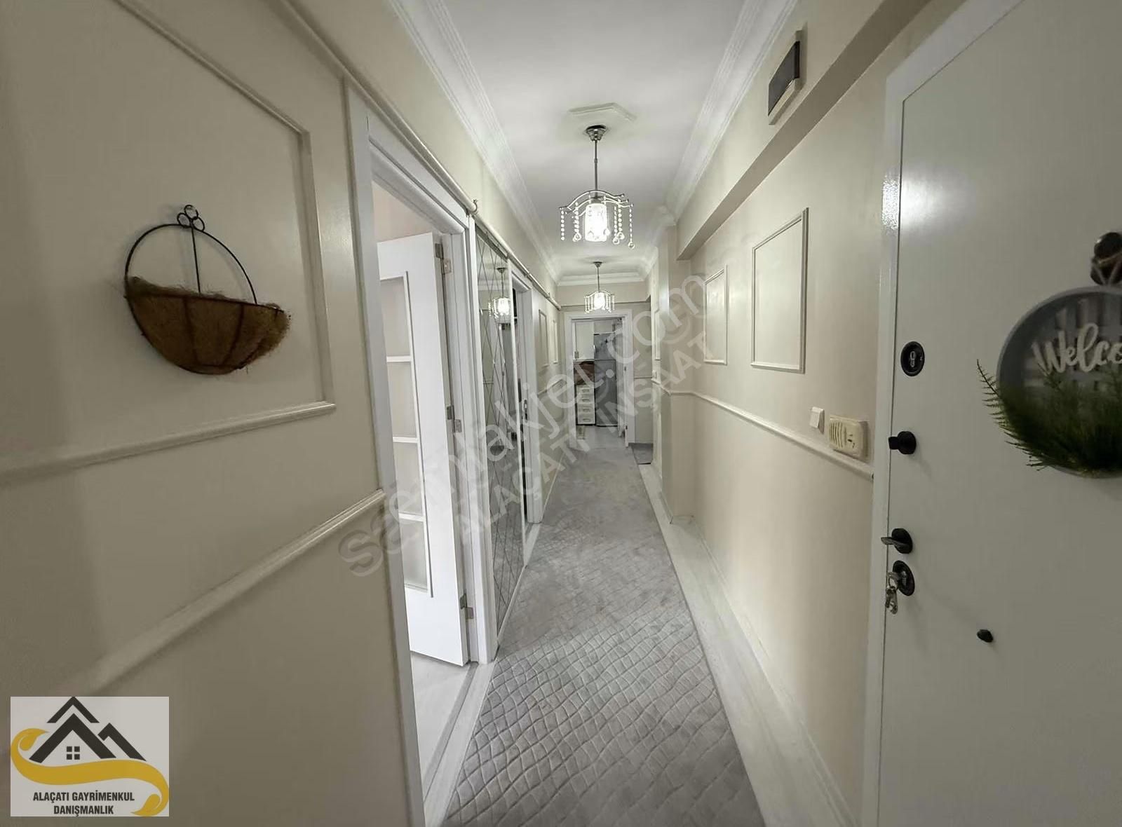 Alaçatı Dan Süper Konum Köşe Başı Masrafsız Yüksek Giriş - Görsel 2