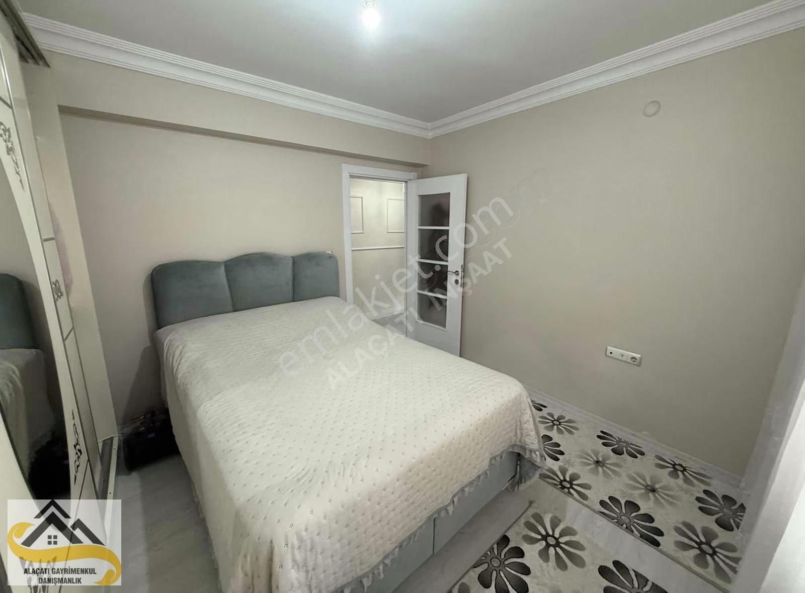 Alaçatı Dan Süper Konum Köşe Başı Masrafsız Yüksek Giriş - Görsel 30