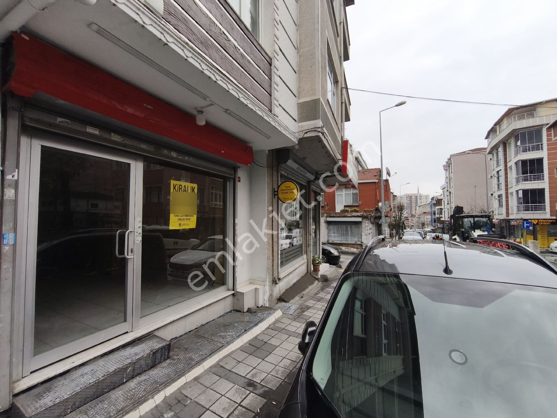 Bağcılar Hürriyet Mah Kiralık Dükkan 20m2 Ana Cadde Üstünde!