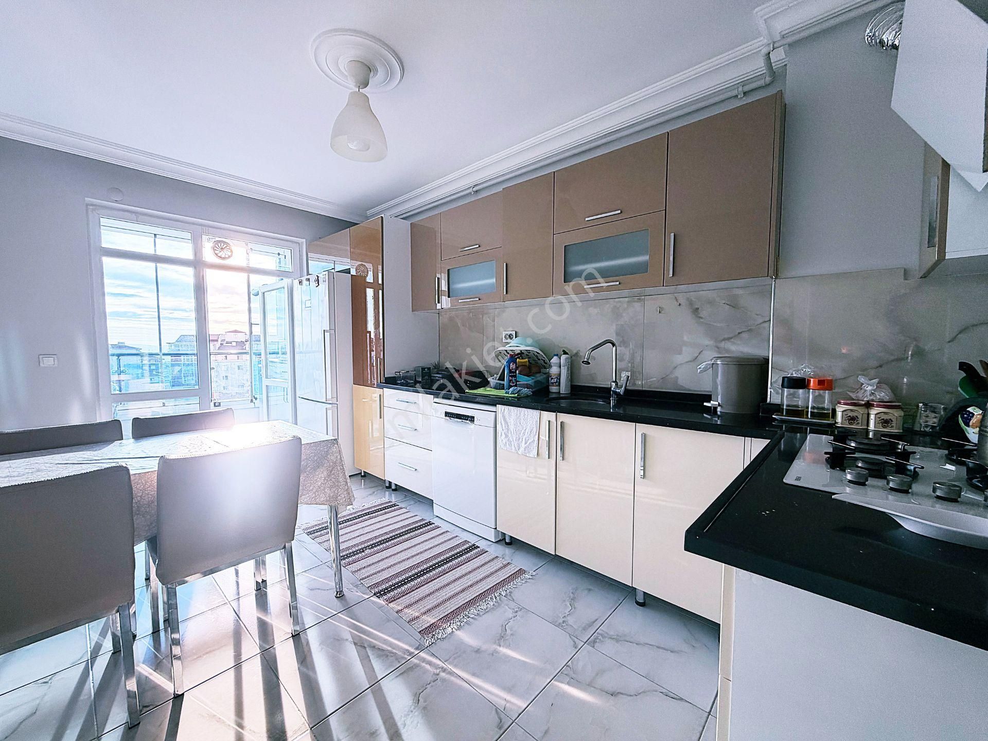 Cihandan Barıştepede Piri Cadde Üstü Manzaralı Satlık 3+1 Daire - Görsel 2